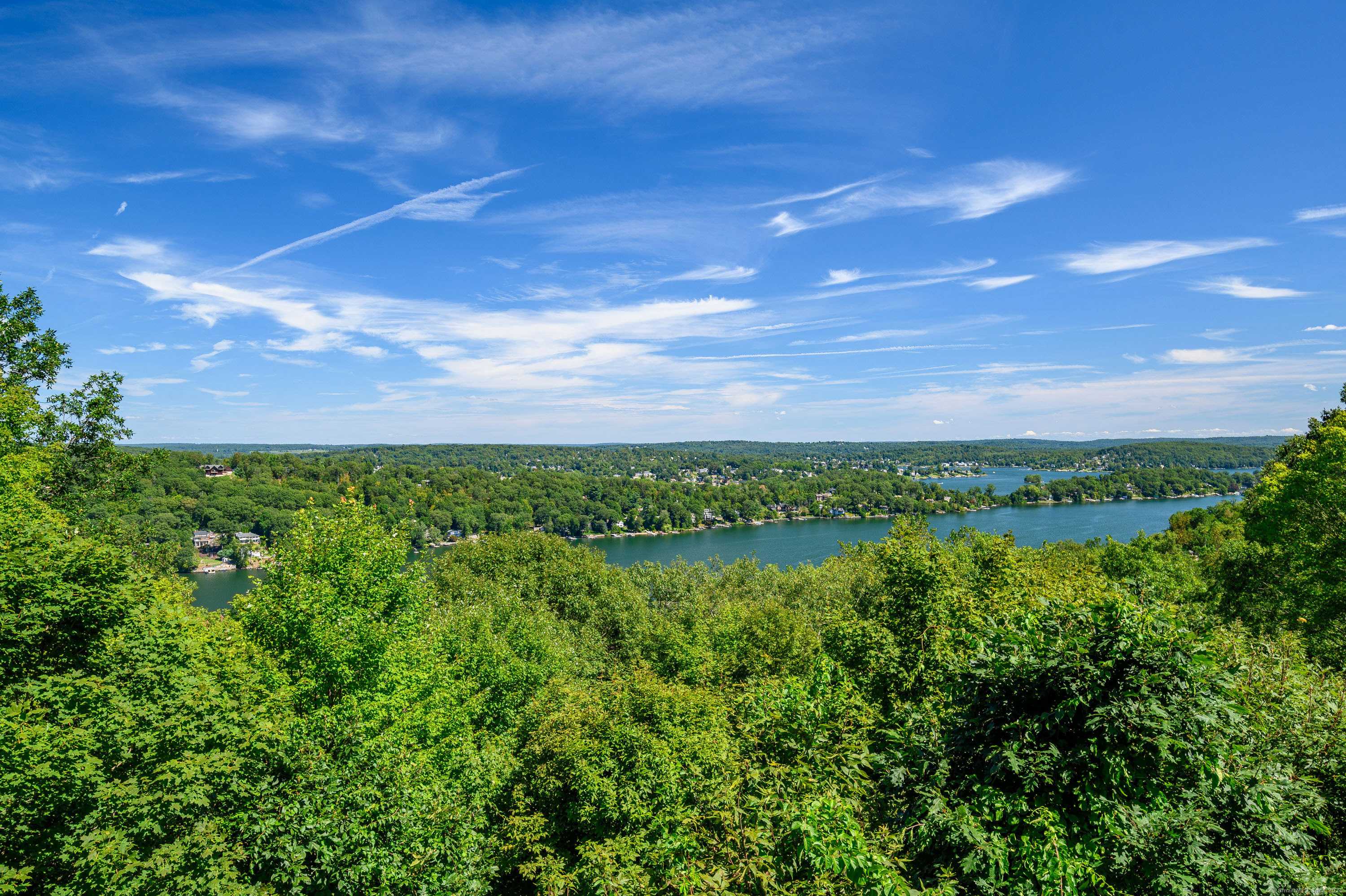 New Fairfield, Connecticut, 06812, United States, 3 Bedrooms Bedrooms, ,3 BathroomsBathrooms,Residential,For Sale,1966702