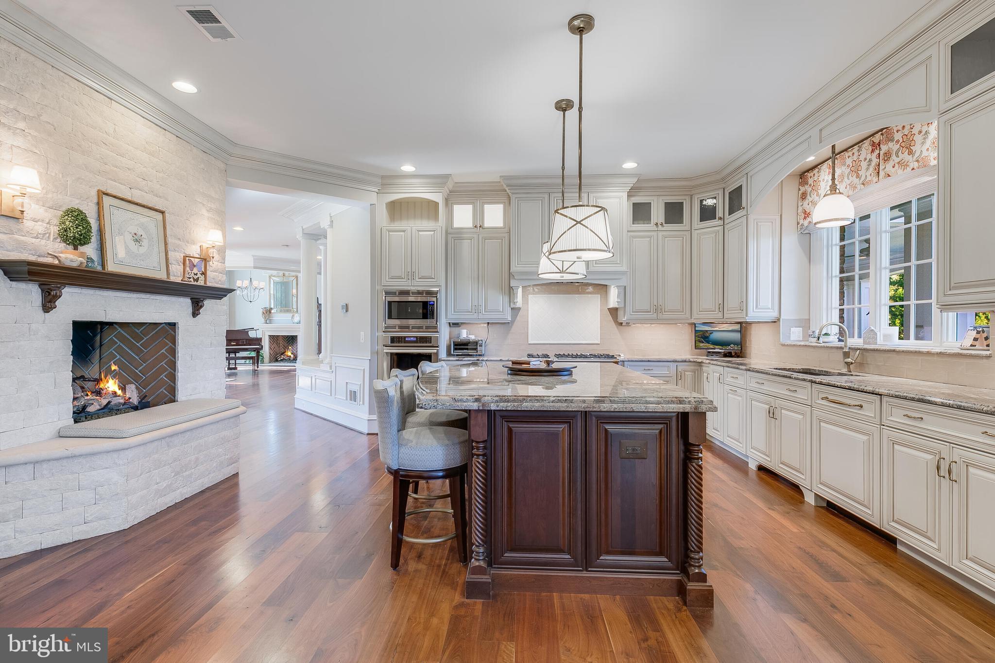 Leesburg, Virginia, 20175, United States, 5 Bedrooms Bedrooms, ,4 BathroomsBathrooms,Residential,For Sale,1776581
