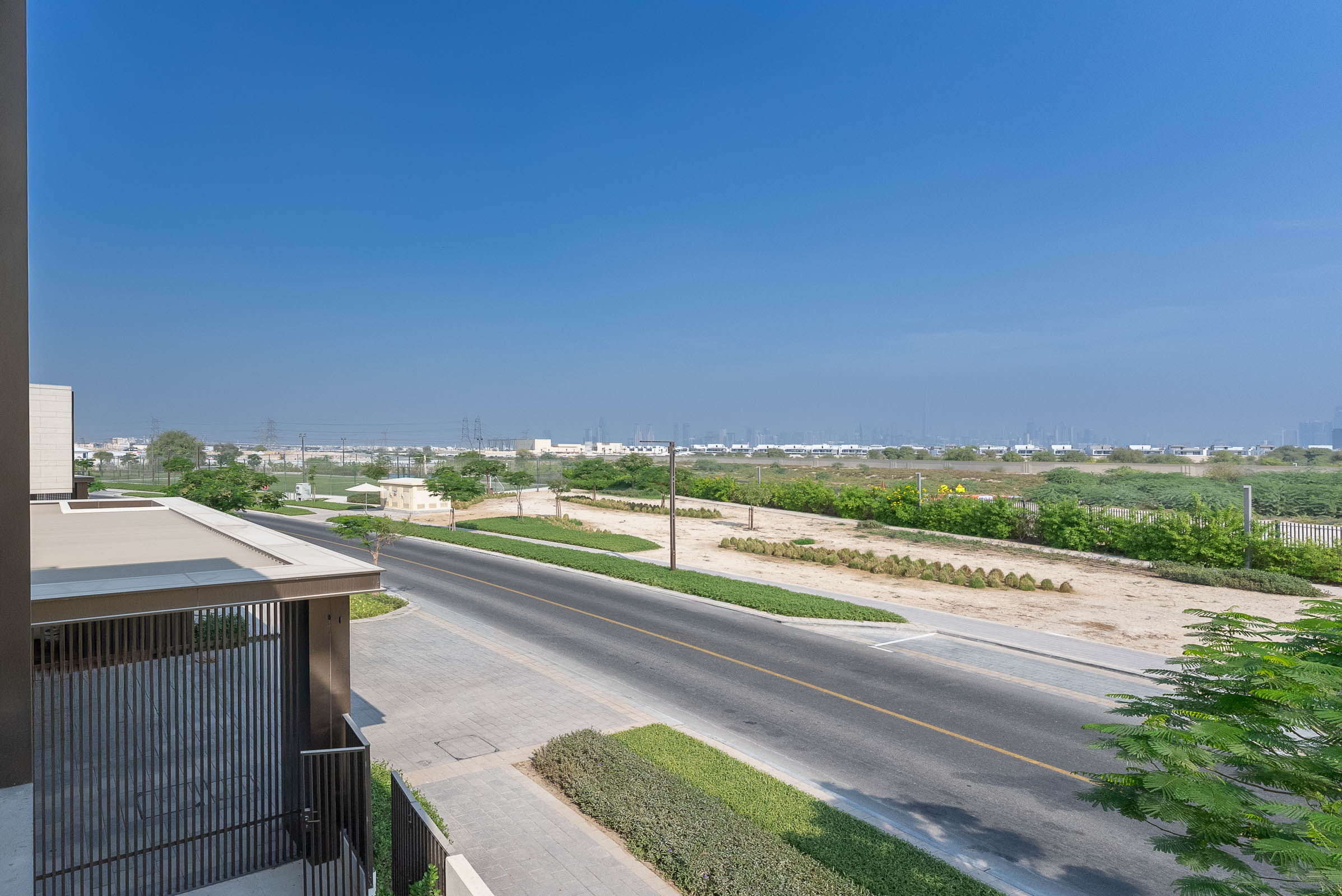  Villa with Elie Saab Finishes and Burj Khalifa Views in Palm Hills - 物件實景
