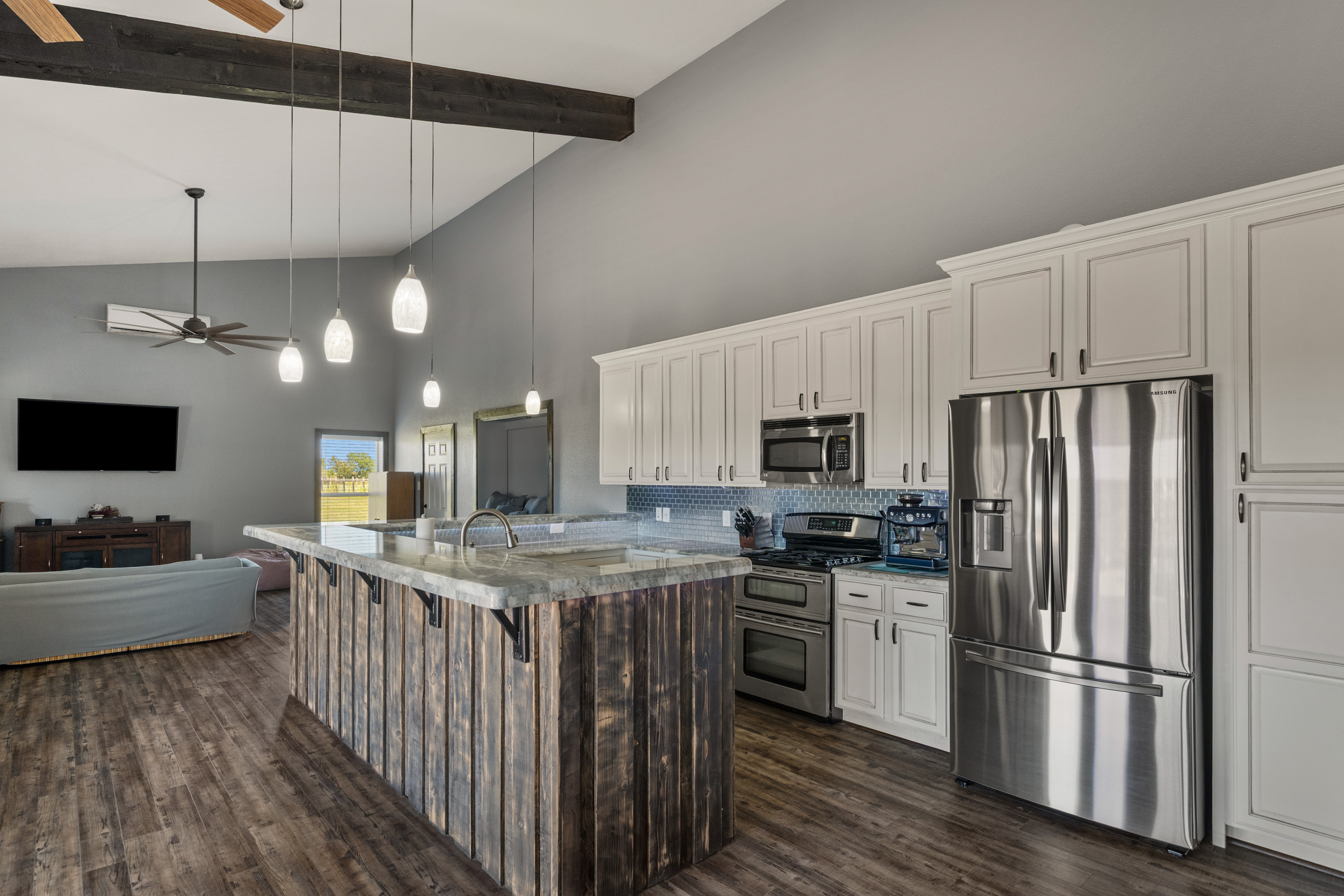 Caddo Mills, Texas, 75135, United States, 4 Bedrooms Bedrooms, ,2 BathroomsBathrooms,Residential,For Sale,1943912