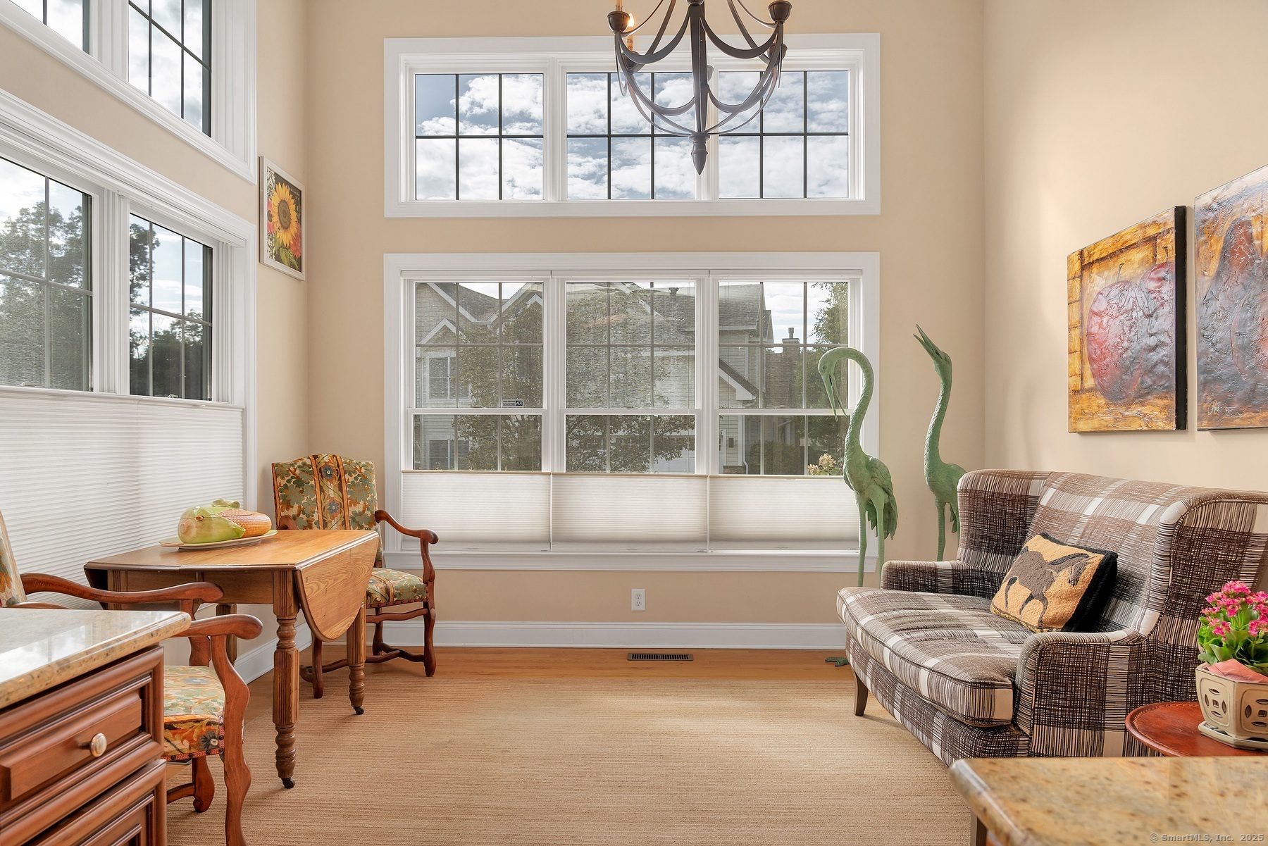 Ridgefield, Connecticut, 06877, United States, 2 Bedrooms Bedrooms, ,3 BathroomsBathrooms,Residential,For Sale,1940449