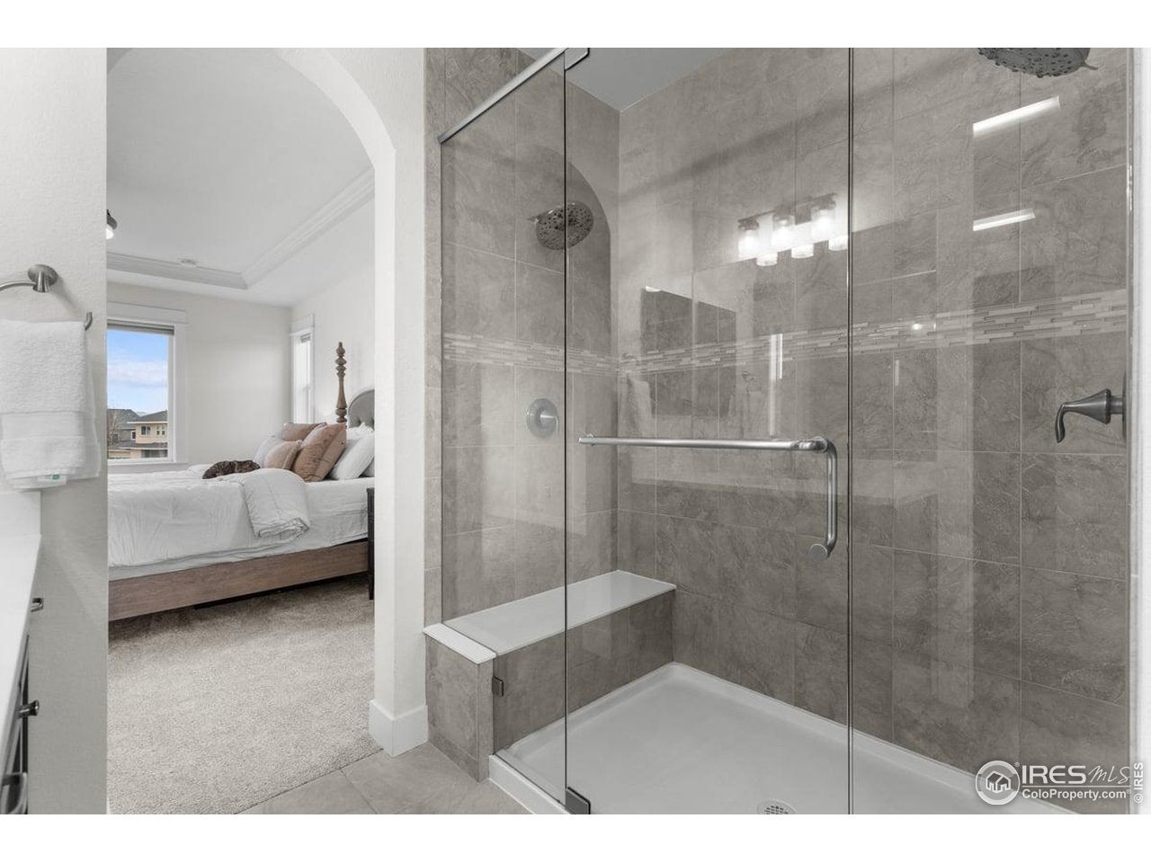 Windsor, Colorado, 80550, United States, 6 Bedrooms Bedrooms, ,4 BathroomsBathrooms,Residential,For Sale,1996243