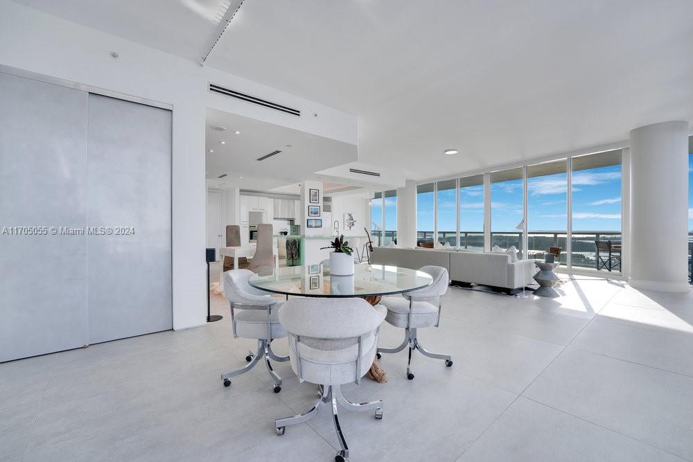 Miami Beach, Florida, 33139, United States, 2 Bedrooms Bedrooms, ,3 BathroomsBathrooms,Residential,For Sale,1877481