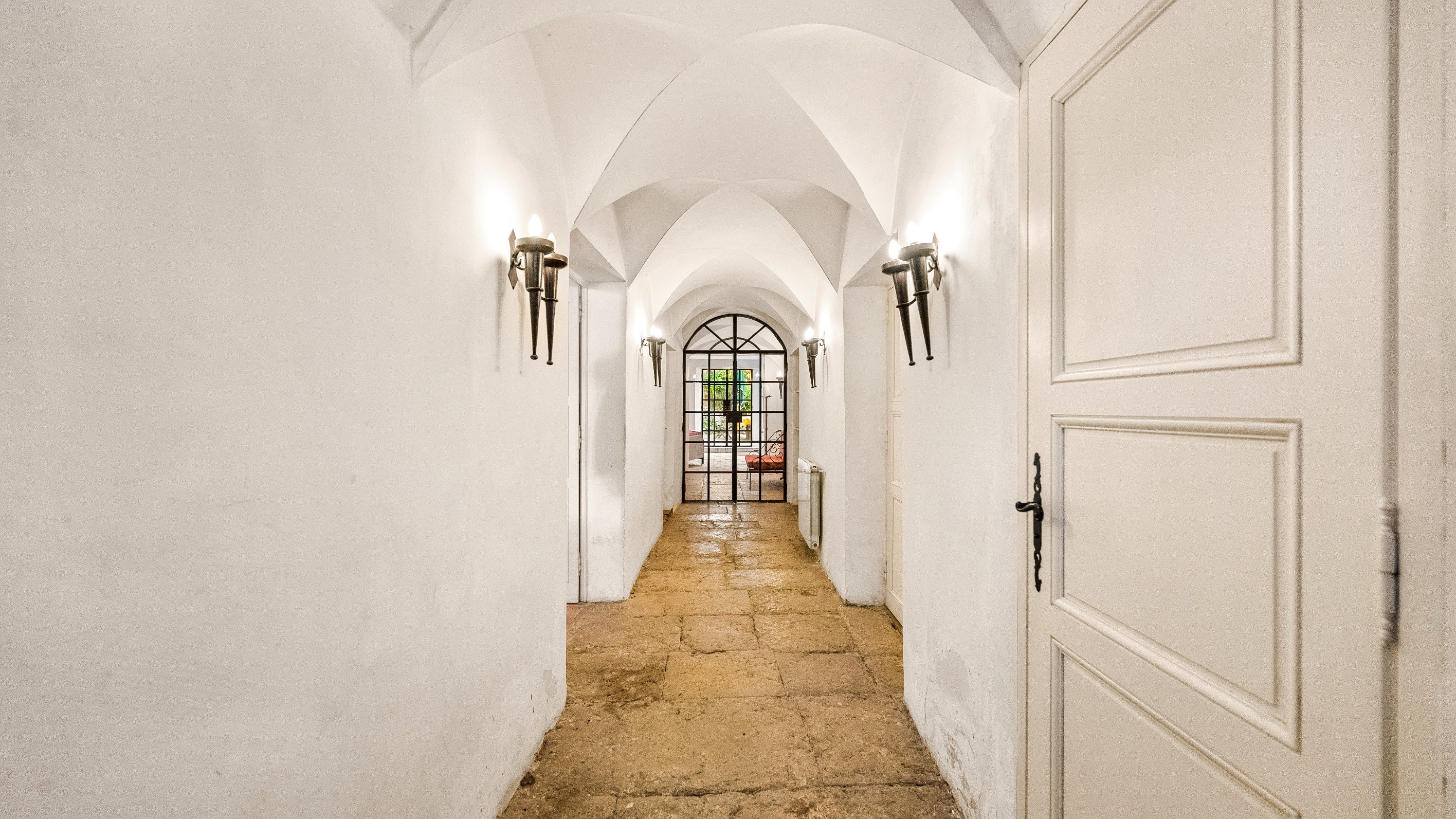  Varages – Elegant Restored 17th-Century House - 物件實景