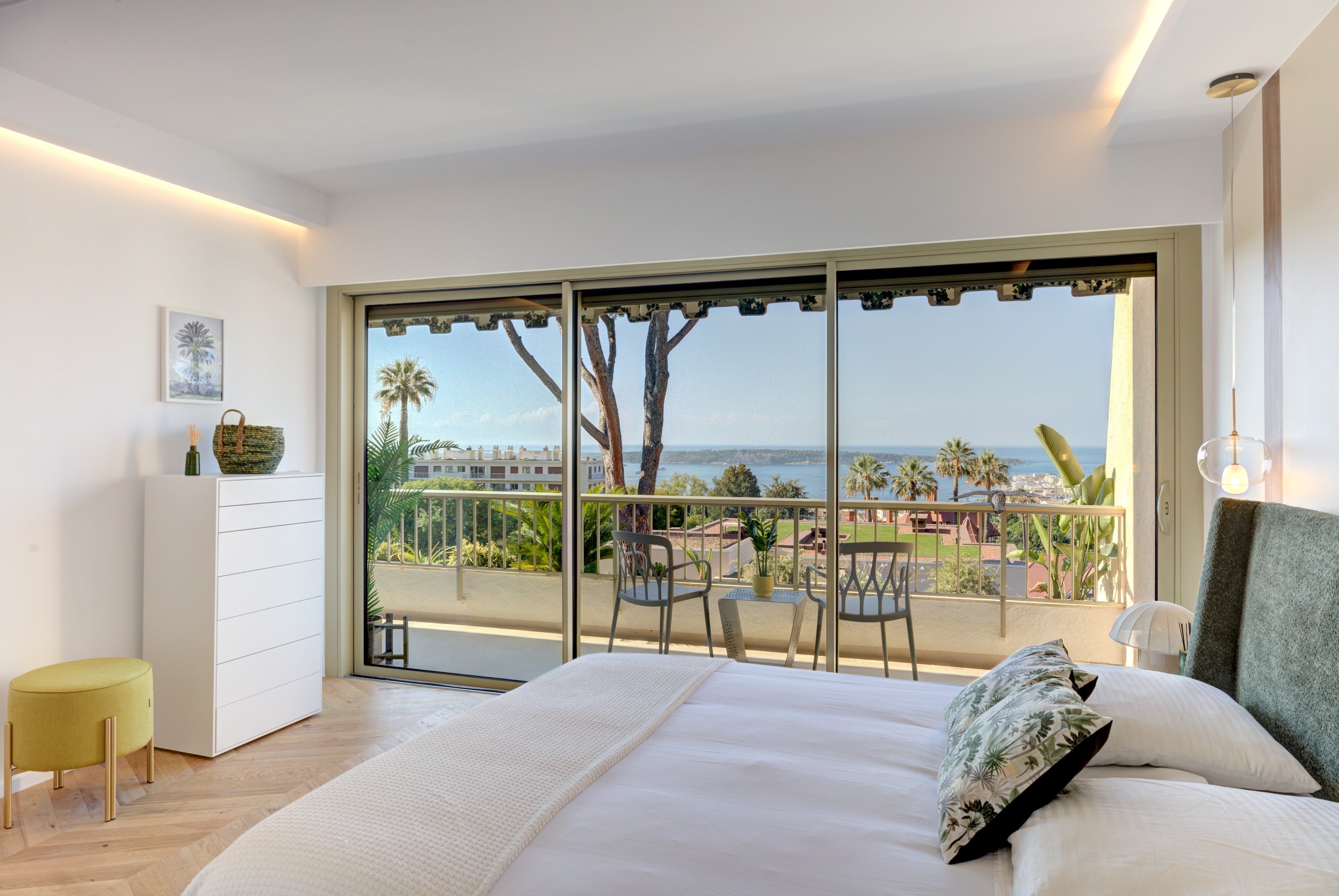  La Californie: 4-bed apartment with terrace and sea view - 物件實景