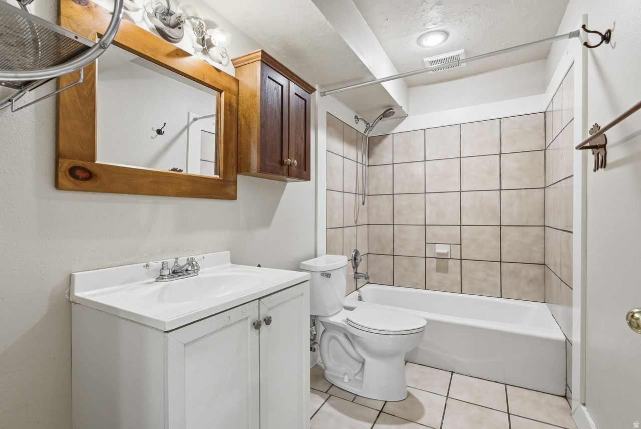 Lehi, Utah, 84043, United States, 4 Bedrooms Bedrooms, ,2 BathroomsBathrooms,Residential,For Sale,2000499