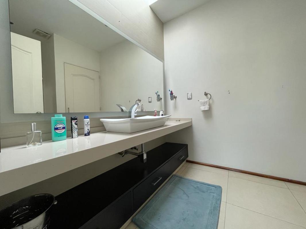 Zacatecas, Cuernavaca, Morelos, 62290, Mexico, 3 Bedrooms Bedrooms, ,4 BathroomsBathrooms,Residential,For Sale,Zacatecas,1617384