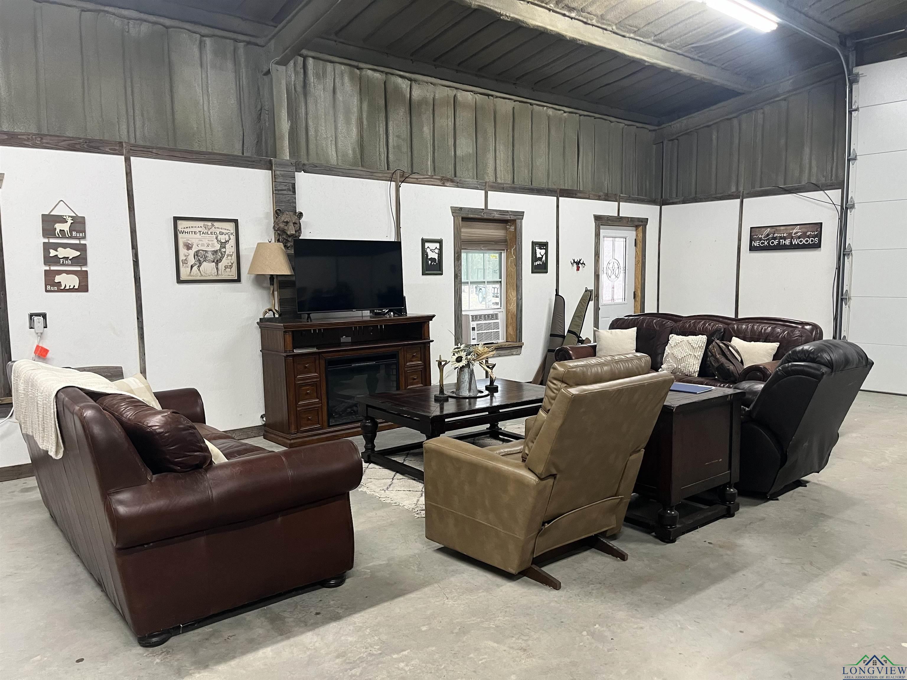 Bogata, Texas, 75417, United States, 1 Bedroom Bedrooms, ,1 BathroomBathrooms,Residential,For Sale,1712686