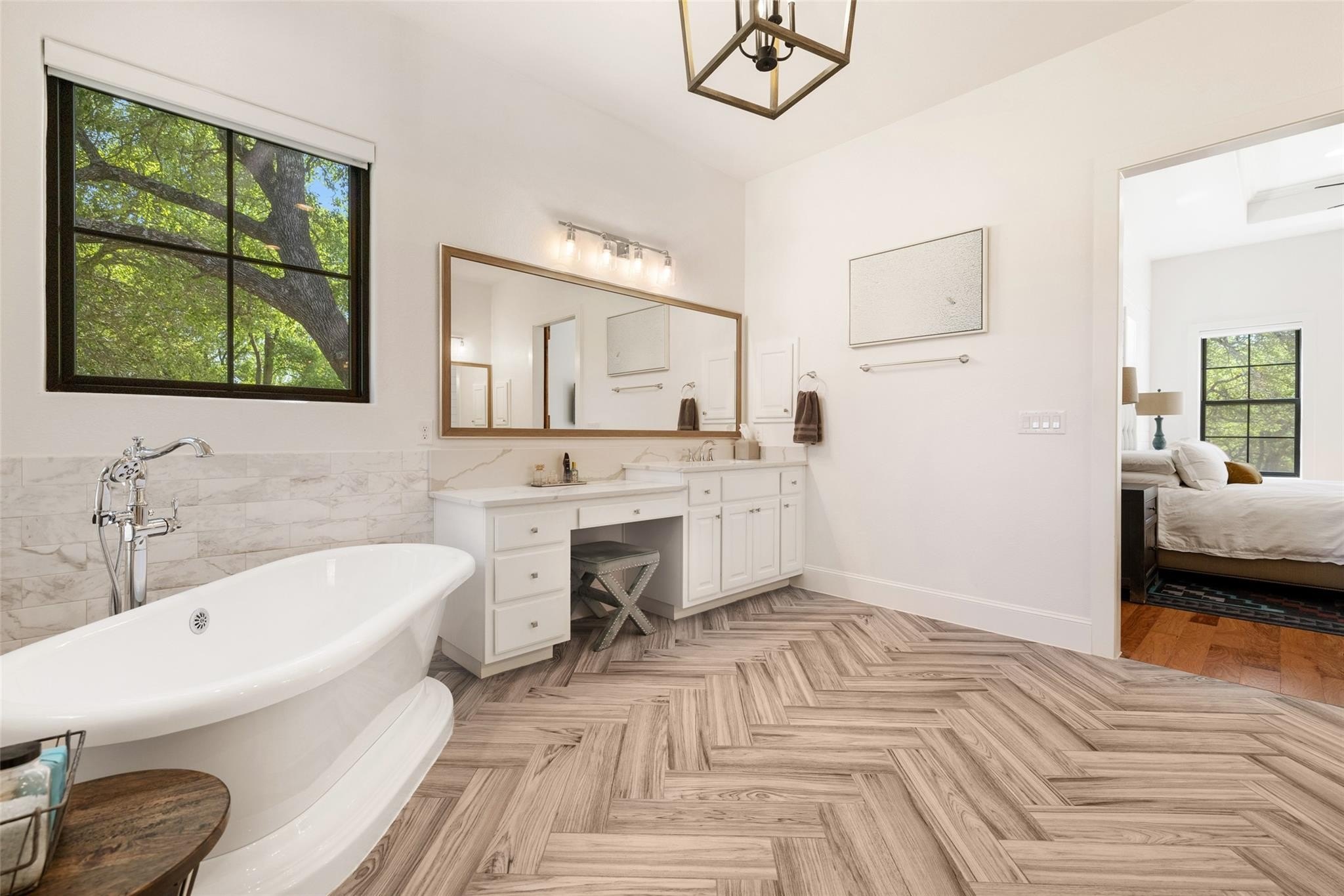 Georgetown, Texas, 78633, United States, 4 Bedrooms Bedrooms, ,5 BathroomsBathrooms,Residential,For Sale,1798285