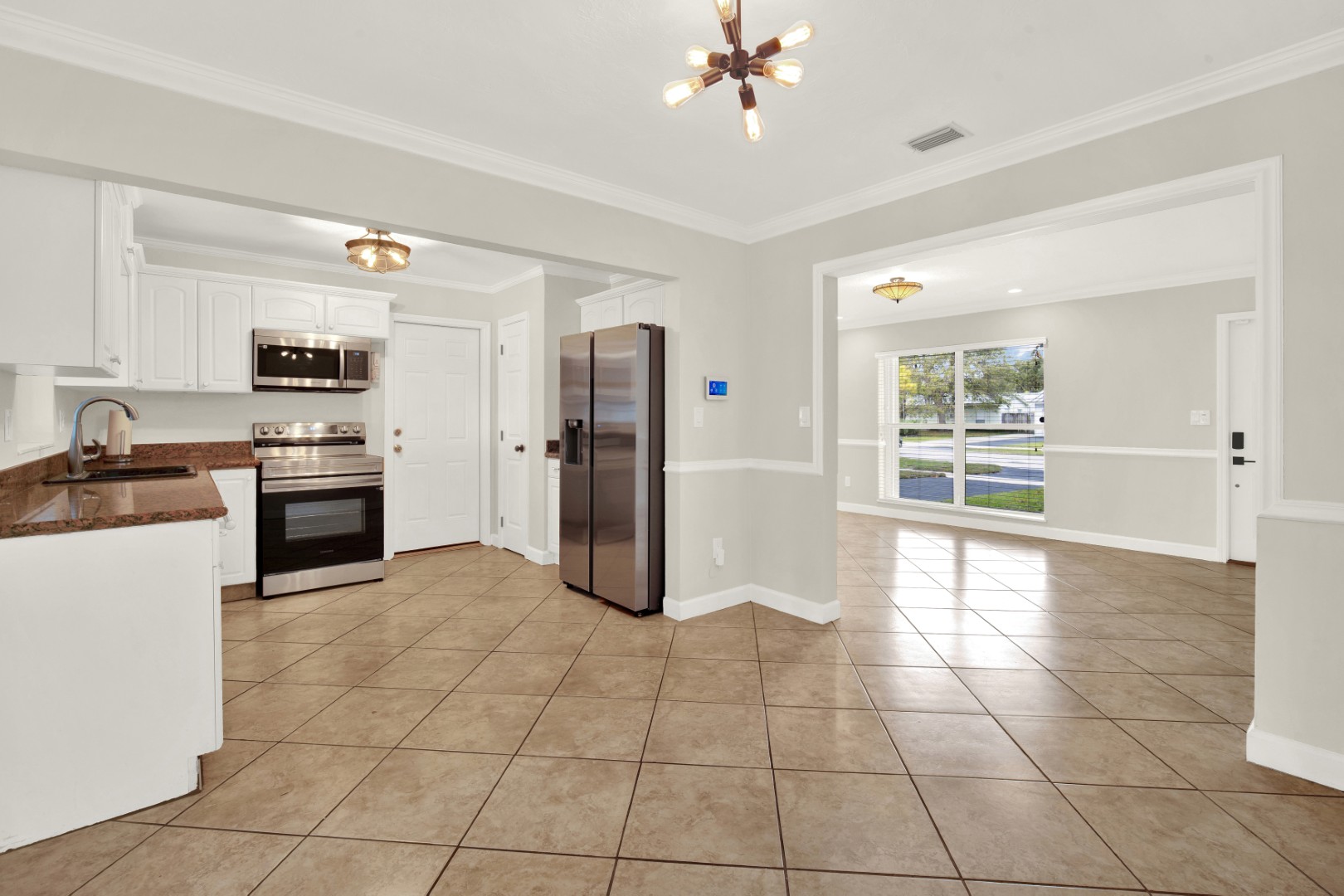 Palmetto Bay, Florida, 33157, United States, 4 Bedrooms Bedrooms, ,3 BathroomsBathrooms,Residential,For Sale,1860660