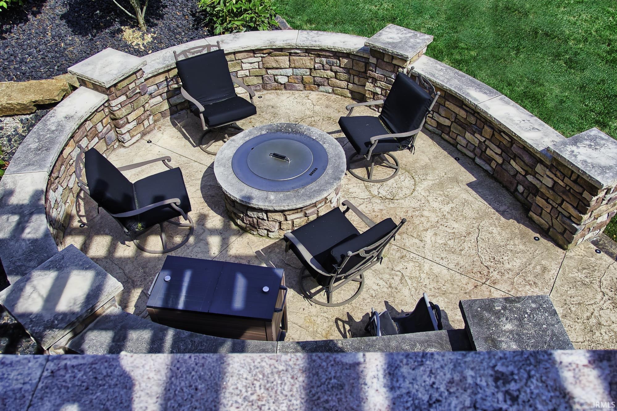 Leo, Indiana, 46765, United States, 4 Bedrooms Bedrooms, ,4 BathroomsBathrooms,Residential,For Sale,1988883