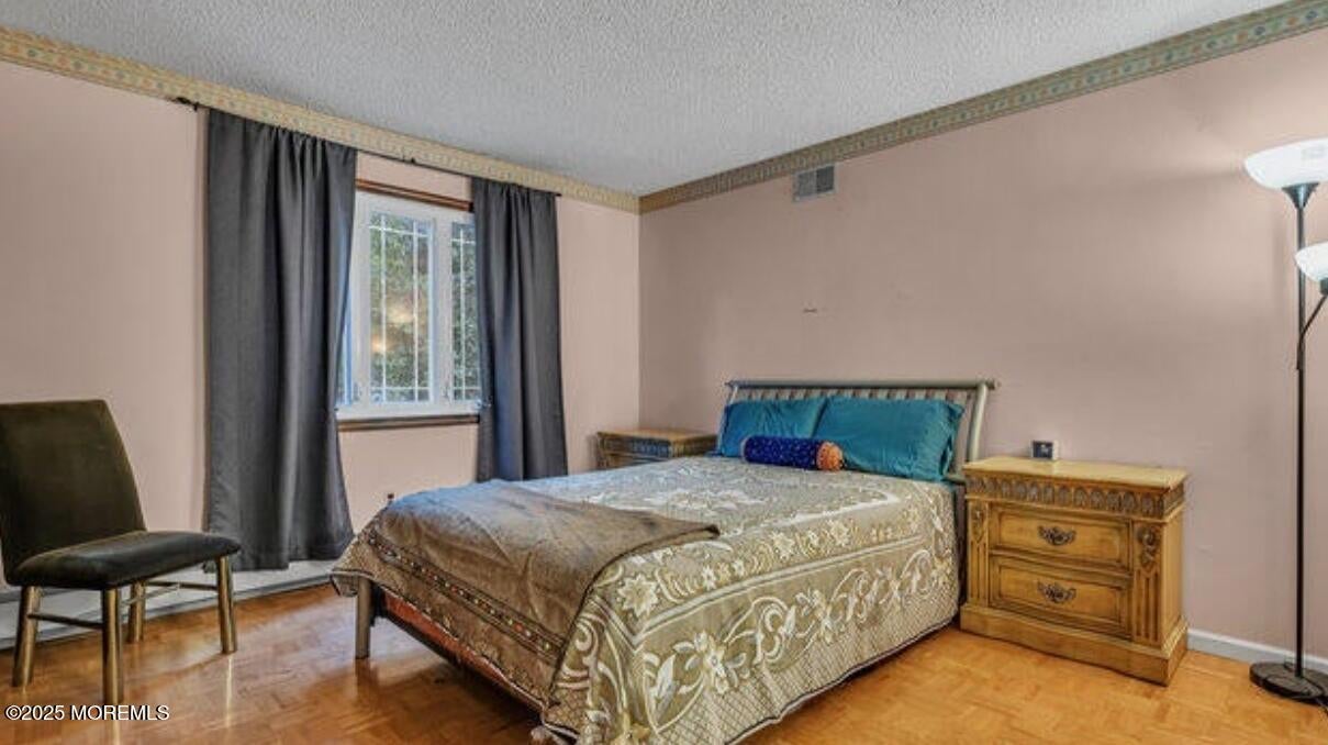 Toms River, New Jersey, 08753, United States, 5 Bedrooms Bedrooms, ,5 BathroomsBathrooms,Residential,For Sale,1930483