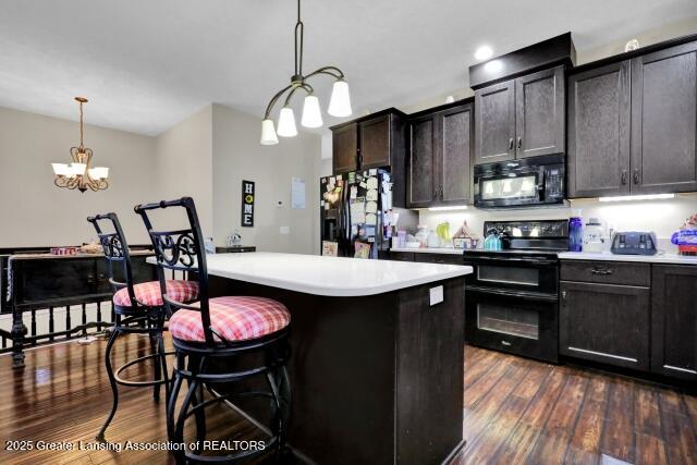 Charlotte, Michigan, 48813, United States, 5 Bedrooms Bedrooms, ,5 BathroomsBathrooms,Residential,For Sale,1985665