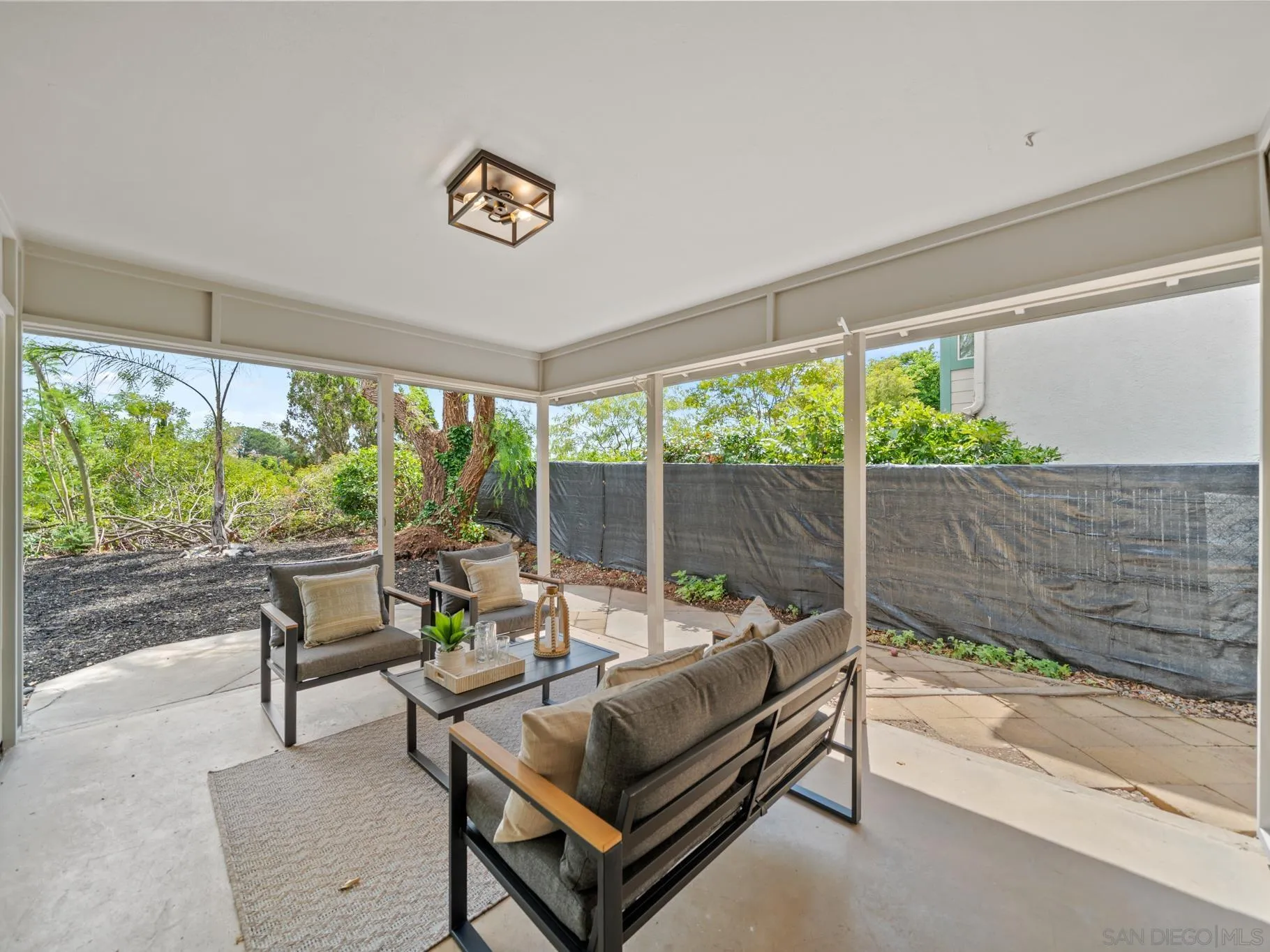 San Diego, California, 92129, United States, 3 Bedrooms Bedrooms, ,2 BathroomsBathrooms,Residential,For Sale,2000829