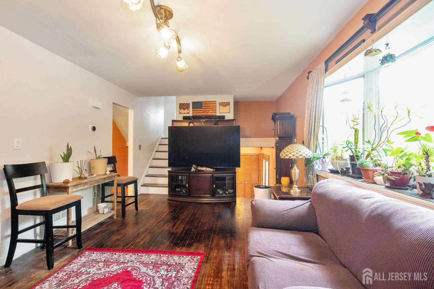 North Brunswick, New Jersey, 08902, United States, 4 Bedrooms Bedrooms, ,3 BathroomsBathrooms,Residential,For Sale,1979106