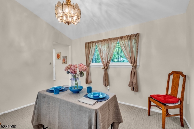 Bridgewater Twp., New Jersey, 08807, United States, 4 Bedrooms Bedrooms, ,3 BathroomsBathrooms,Residential,For Sale,1938544