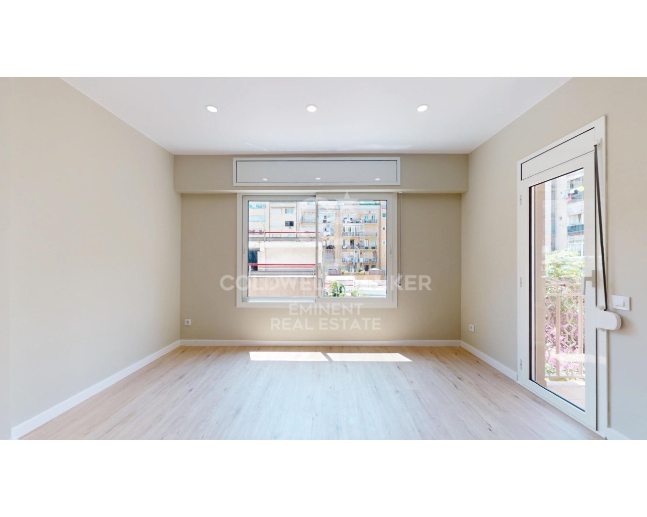 Barcelona, Catalonia, ES, 4 Bedrooms Bedrooms, ,2 BathroomsBathrooms,Residential,For Sale,1826815