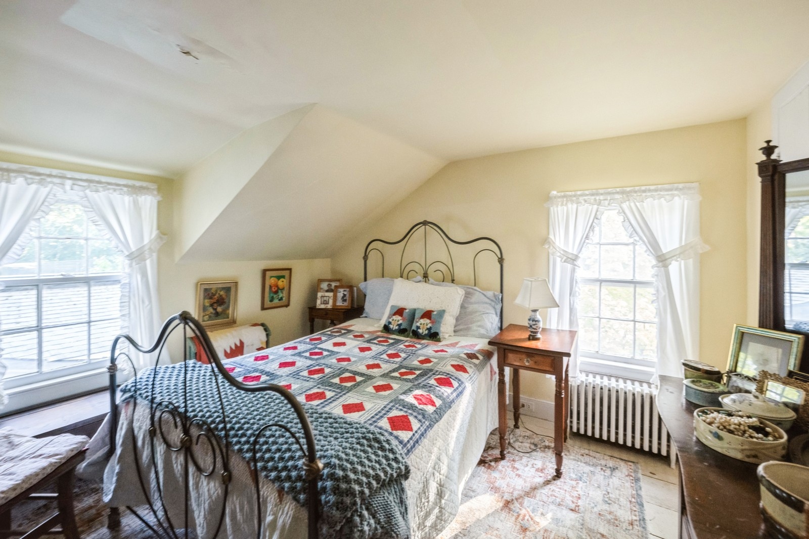 Southold, New York, 11971, United States, 3 Bedrooms Bedrooms, ,3 BathroomsBathrooms,Residential,For Sale,1795181