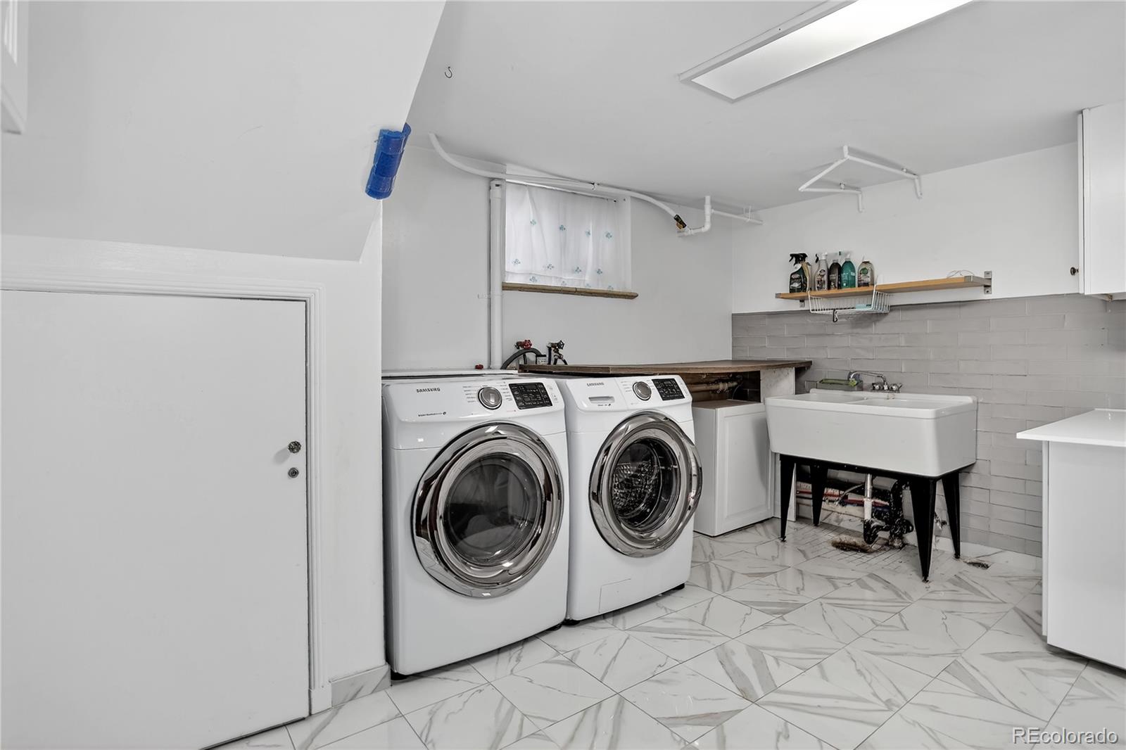 Denver, Colorado, 80211, United States, 4 Bedrooms Bedrooms, ,1 BathroomBathrooms,Residential,For Sale,1902097