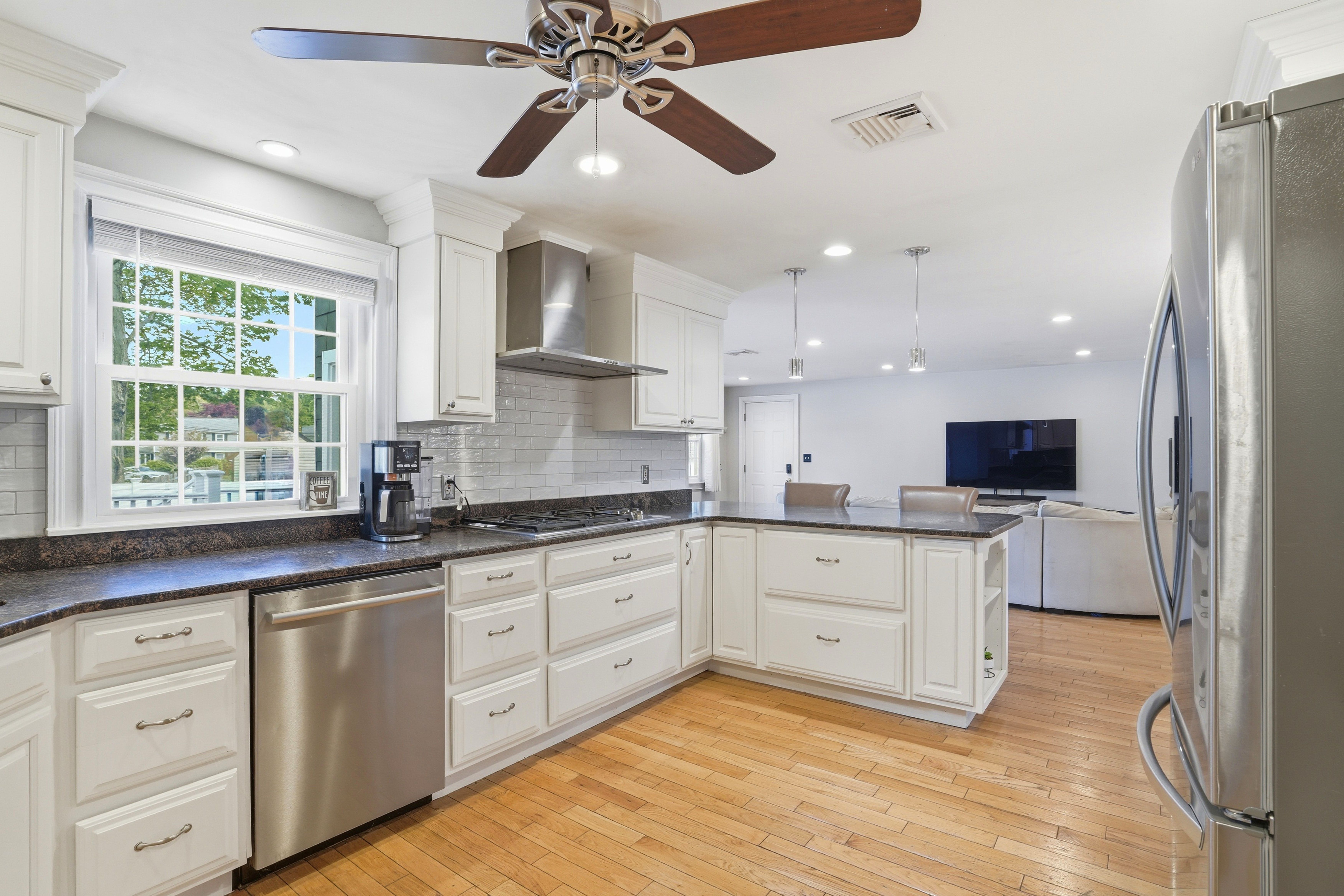  21 Kent Rd, Weymouth, MA, 02190 - 物件實景