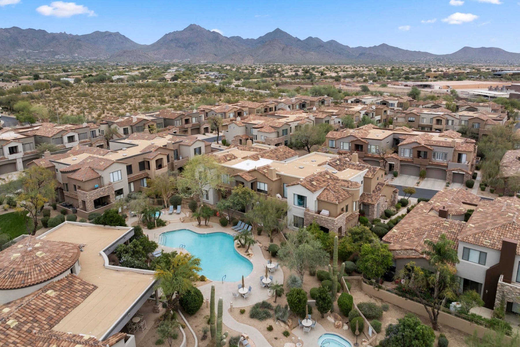  19550 N Grayhawk Drive  Scottsdale, AZ - 物件實景