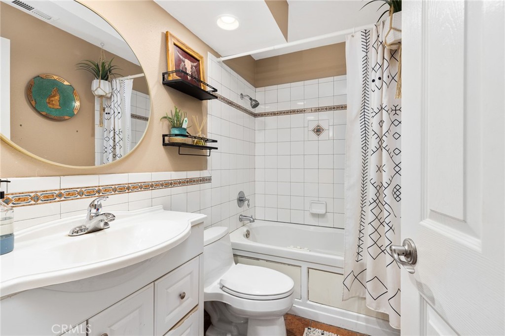Murrieta, California, 92562, United States, 3 Bedrooms Bedrooms, ,2 BathroomsBathrooms,Residential,For Sale,1921619
