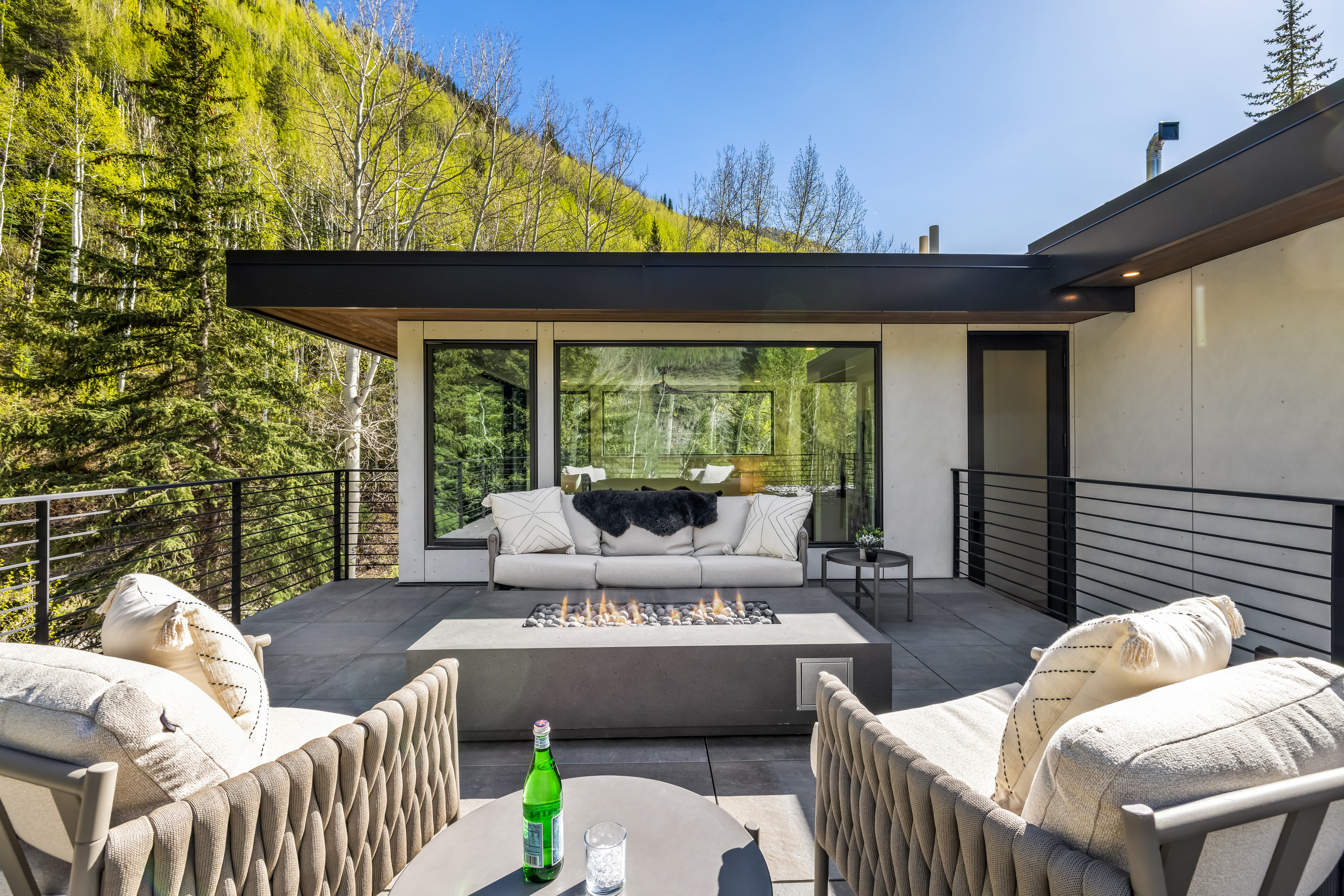  Newly Constructed Mountain Contemporary on Vail Golf Course - 物件實景