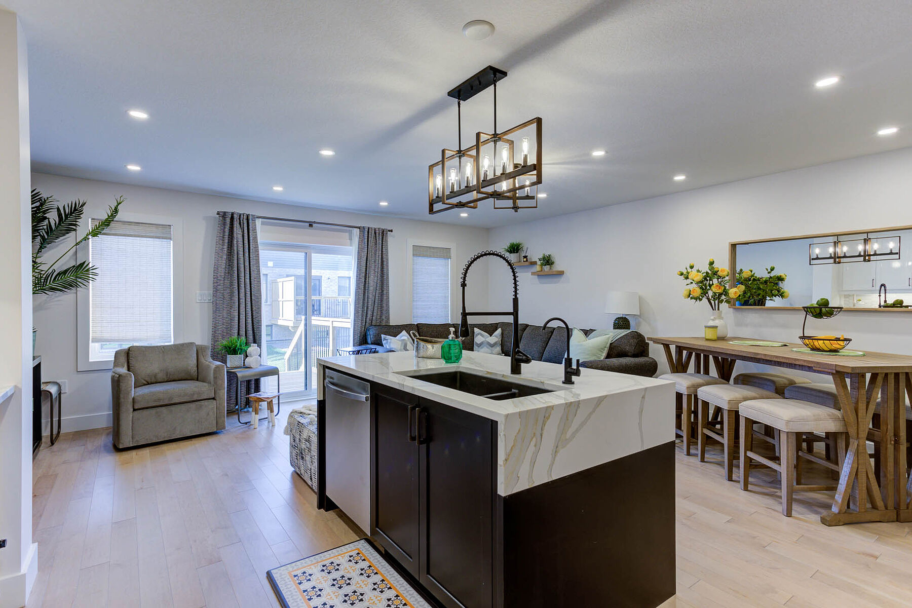  Modern Cambridge Townhouse - 物件實景