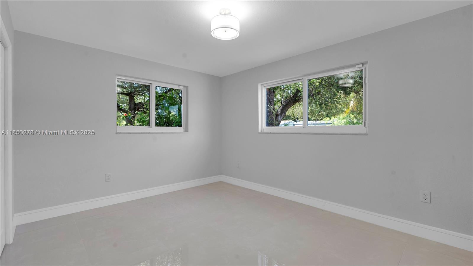 Miami, Florida, 33162, United States, 4 Bedrooms Bedrooms, ,2 BathroomsBathrooms,Residential,For Sale,1908932