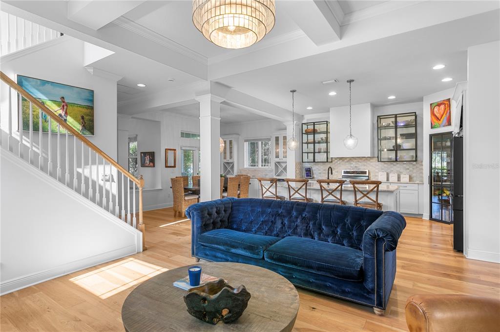 Lithia, Florida, 33547, United States, 5 Bedrooms Bedrooms, ,4 BathroomsBathrooms,Residential,For Sale,1997364