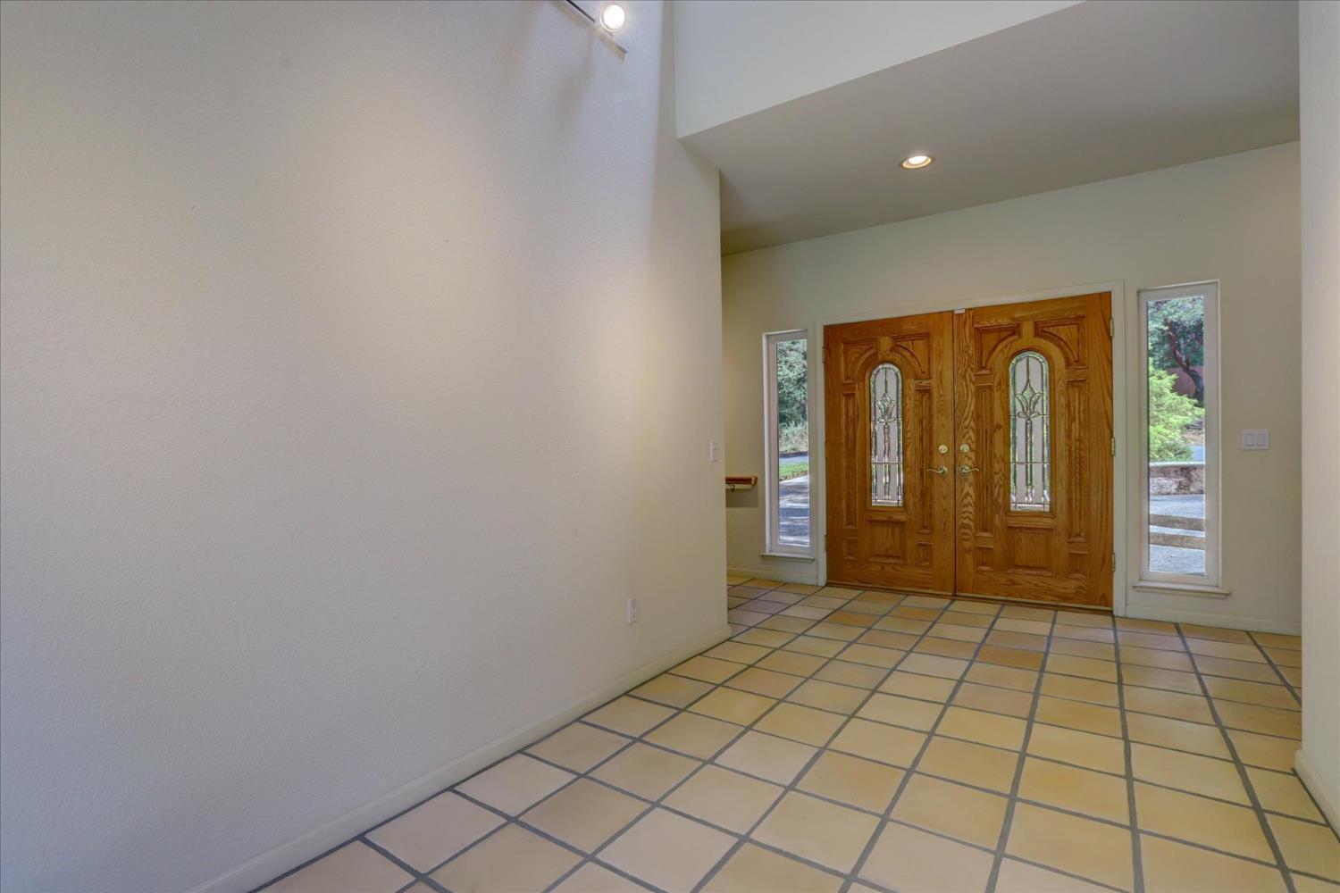 Nevada City, California, 95959, United States, 3 Bedrooms Bedrooms, ,3 BathroomsBathrooms,Residential,For Sale,1928446