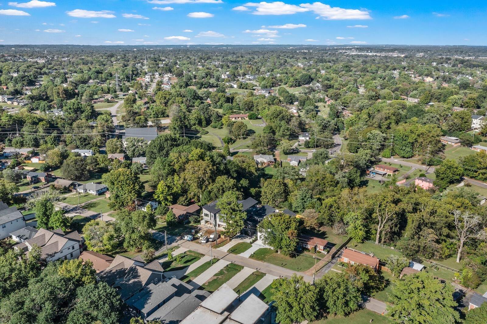 Nashville, Tennessee, 37206, United States, 4 Bedrooms Bedrooms, ,7 BathroomsBathrooms,Residential,For Sale,1989518