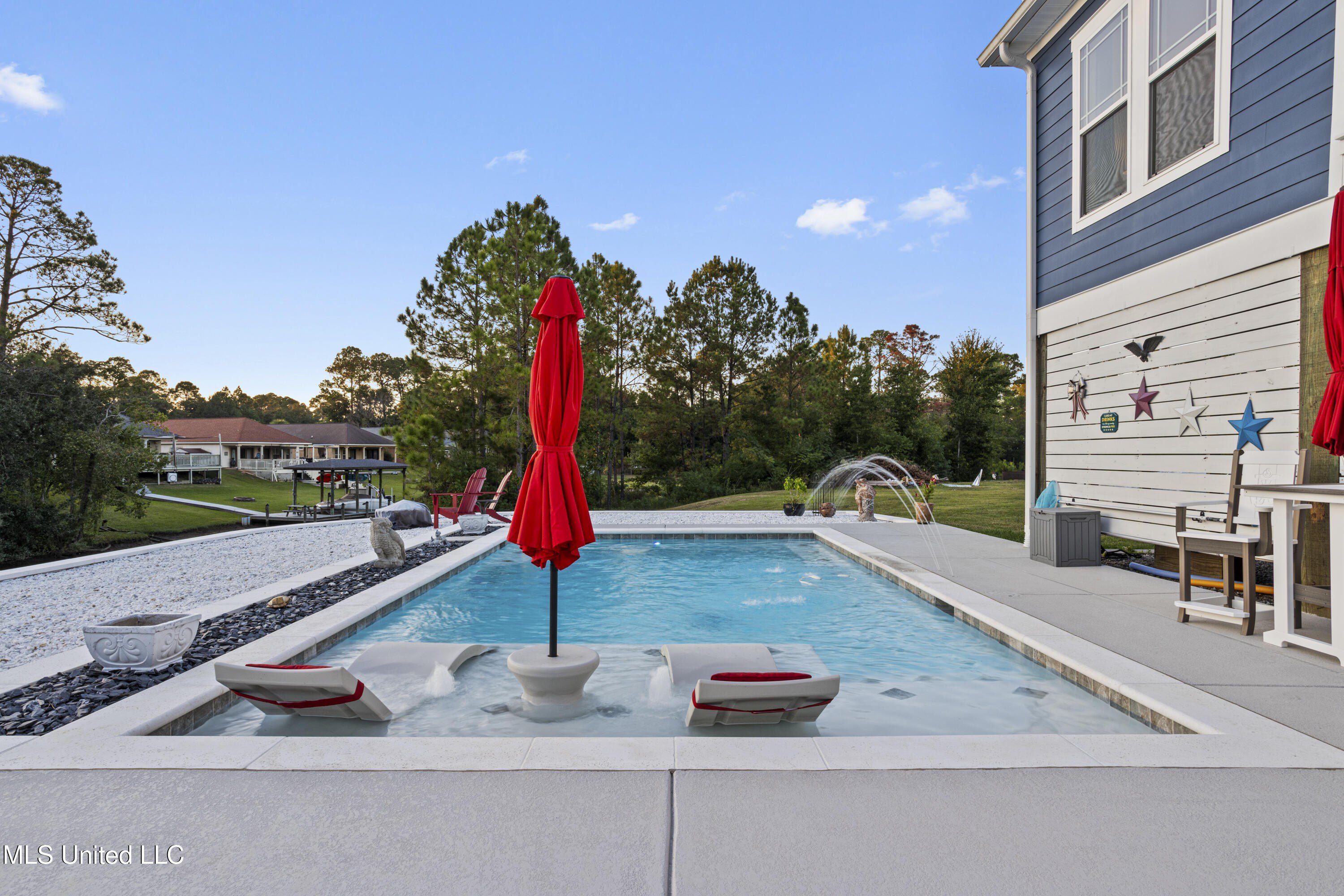 Biloxi, Mississippi, 39532, United States, 3 Bedrooms Bedrooms, ,2 BathroomsBathrooms,Residential,For Sale,1977192