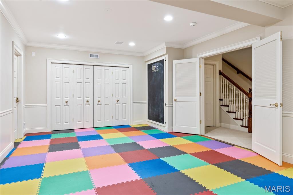 Town and Country, Missouri, 63141, United States, 5 Bedrooms Bedrooms, ,7 BathroomsBathrooms,Residential,For Sale,1966685