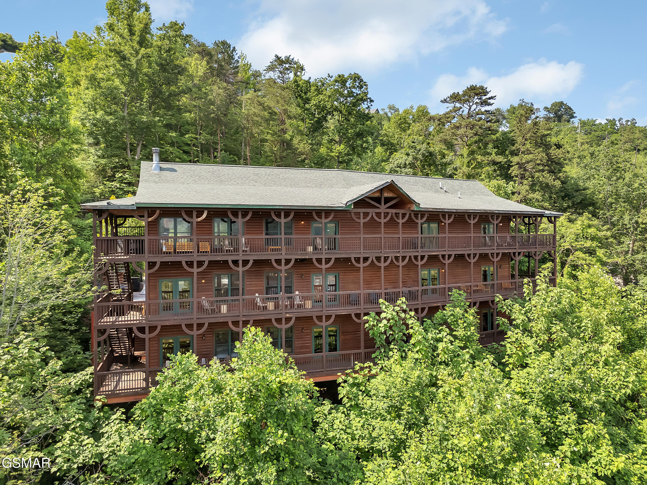 Gatlinburg, Tennessee, 37738, United States, 8 Bedrooms Bedrooms, ,10 BathroomsBathrooms,Residential,For Sale,1977242