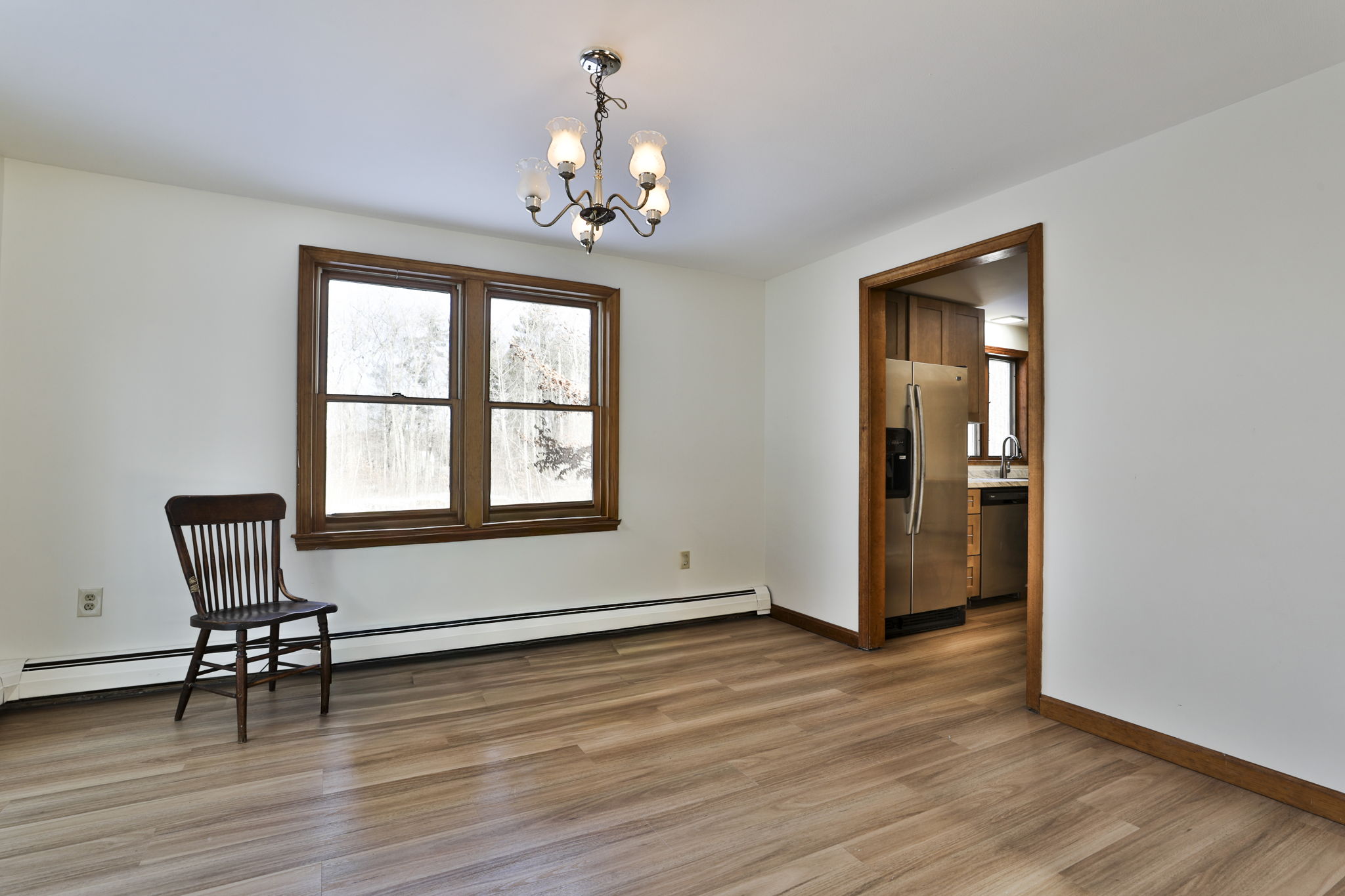 Derry, New Hampshire, 03038, United States, 3 Bedrooms Bedrooms, ,2 BathroomsBathrooms,Residential,For Sale,2006202