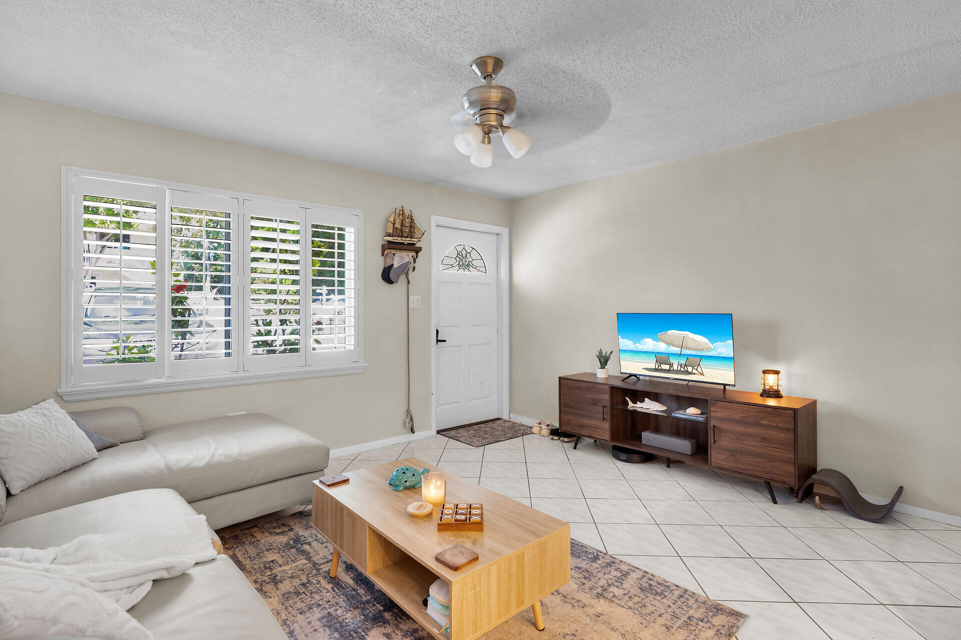 KEY LARGO, Florida, 33037, United States, 3 Bedrooms Bedrooms, ,3 BathroomsBathrooms,Residential,For Sale,1827009