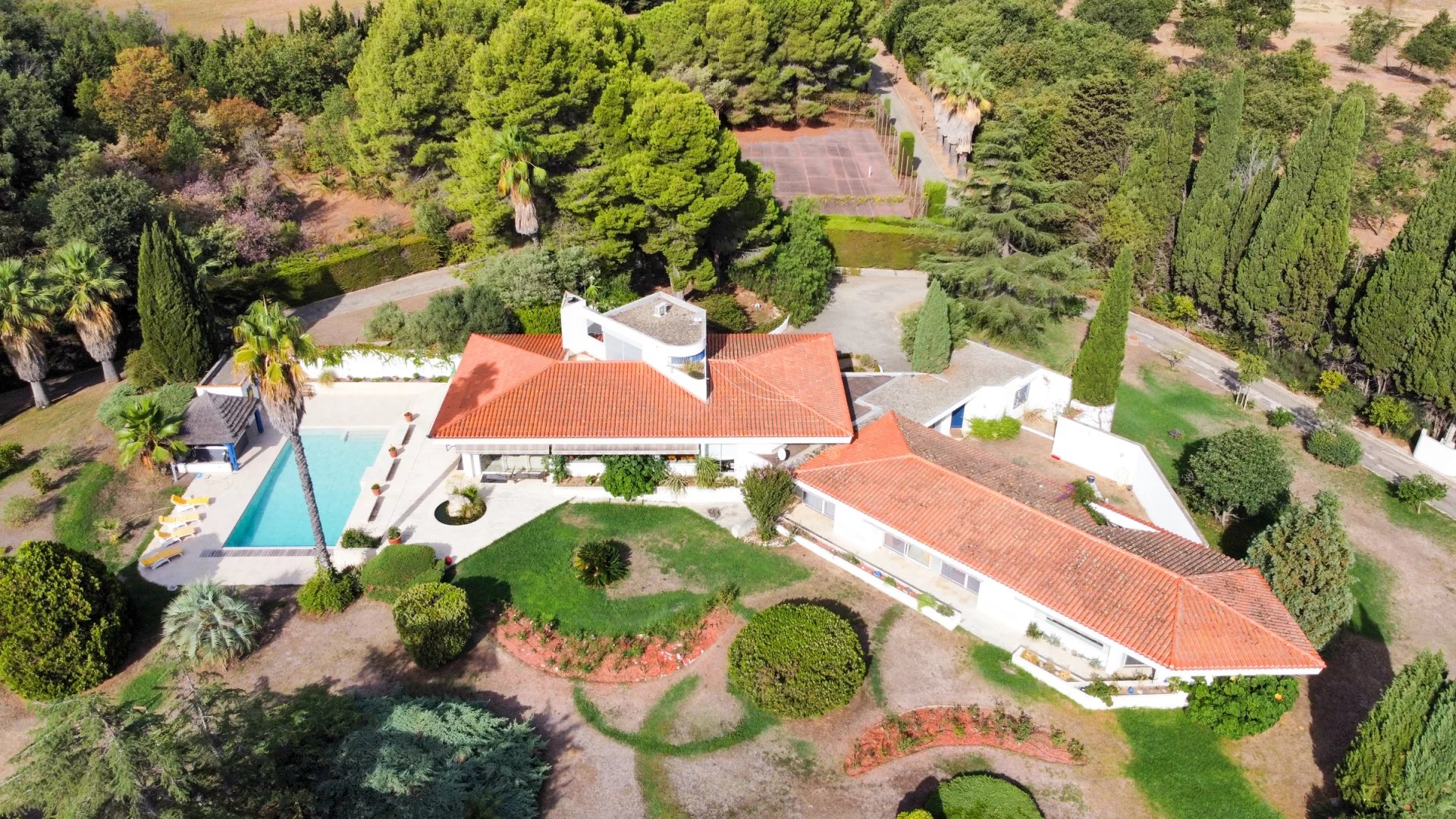 Perpignan, Occitanie, 66000, FR, 5 Bedrooms Bedrooms, ,1 BathroomBathrooms,Residential,For Sale,1623279