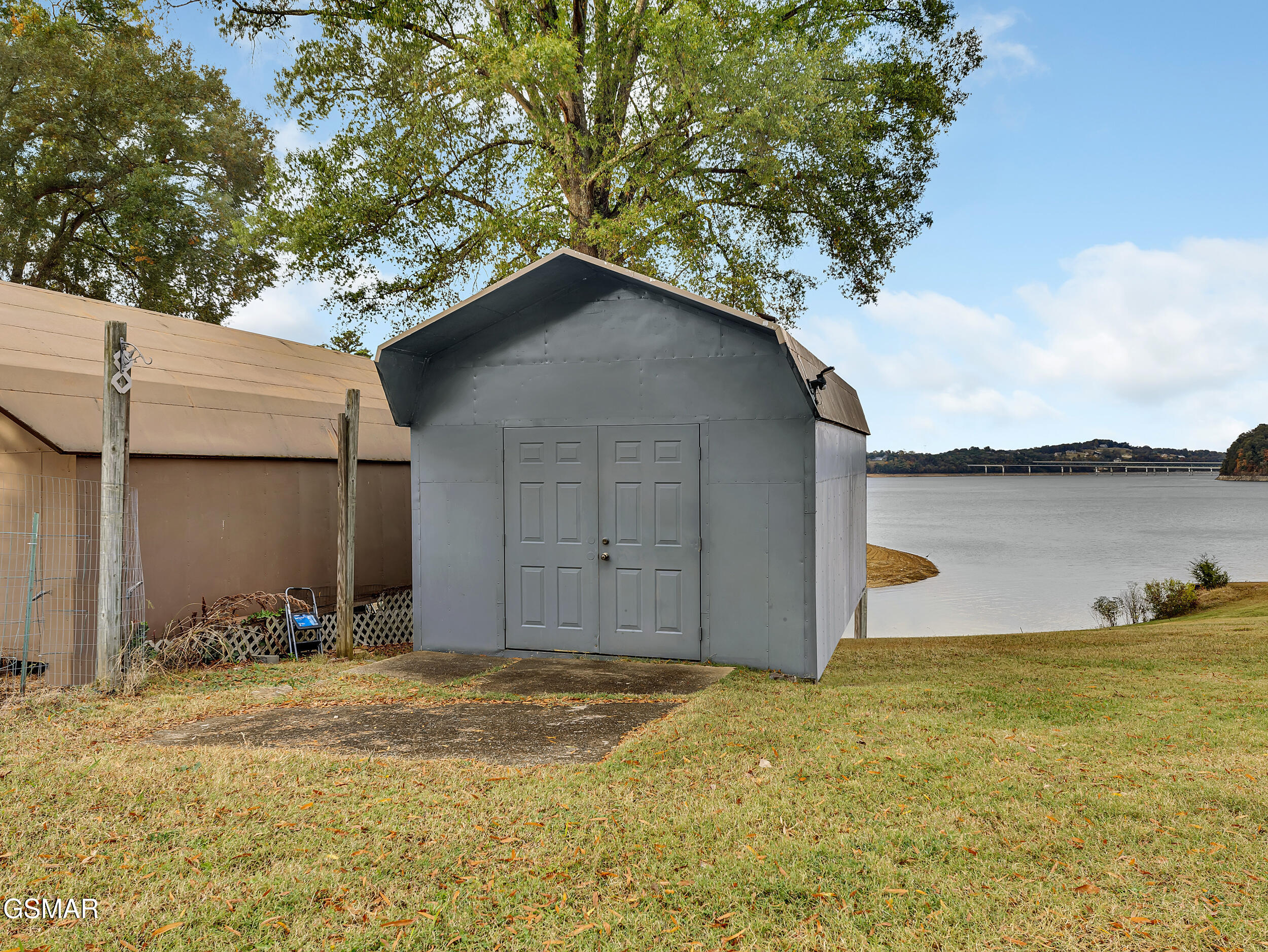 Dandridge, Tennessee, 37725, United States, 3 Bedrooms Bedrooms, ,1 BathroomBathrooms,Residential,For Sale,1973738