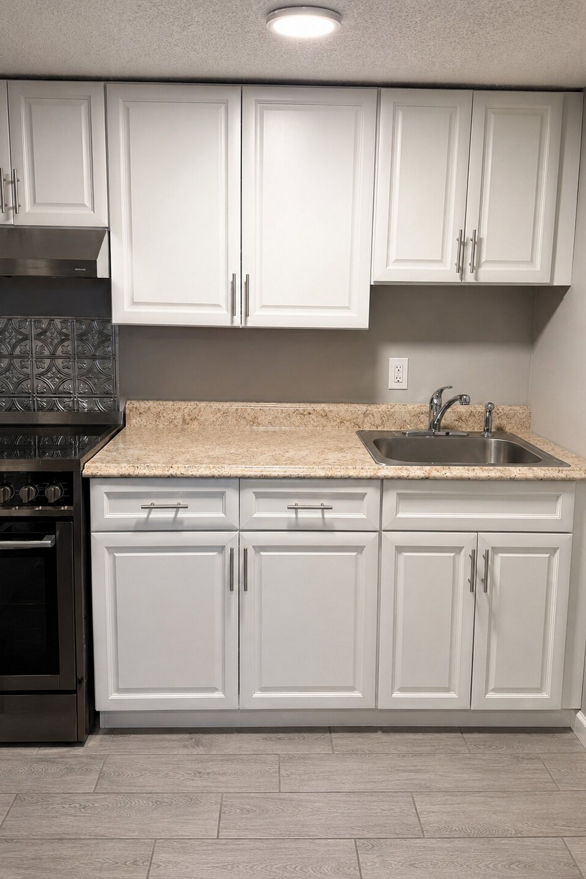  1708 Princeton Ave, Lawrence - 物件實景
