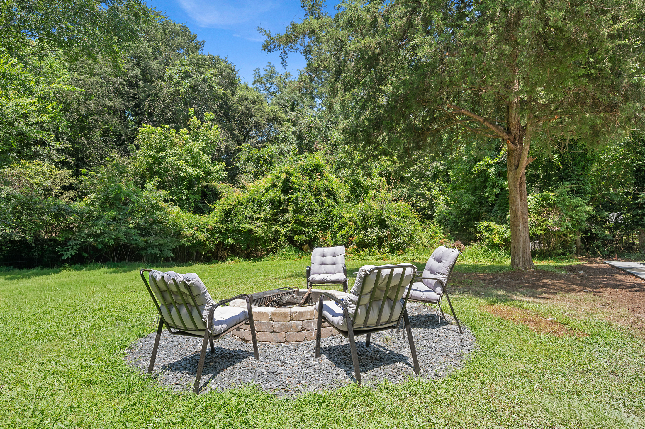  Charming Renovated Cottage in the Heart of Acworth’s Golf Cart District - 物件實景