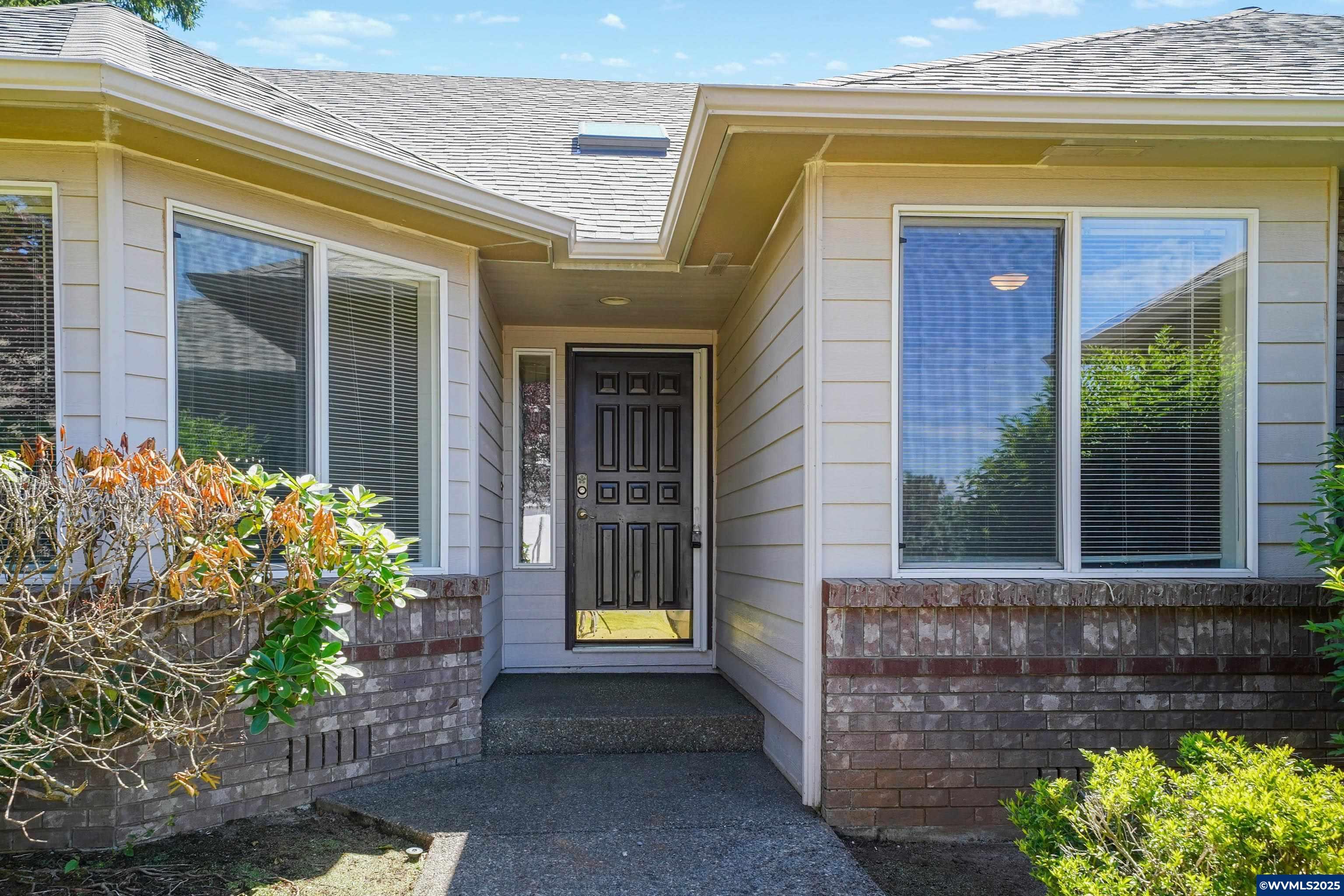 Salem, Oregon, 97304, United States, 3 Bedrooms Bedrooms, ,2 BathroomsBathrooms,Residential,For Sale,1838478