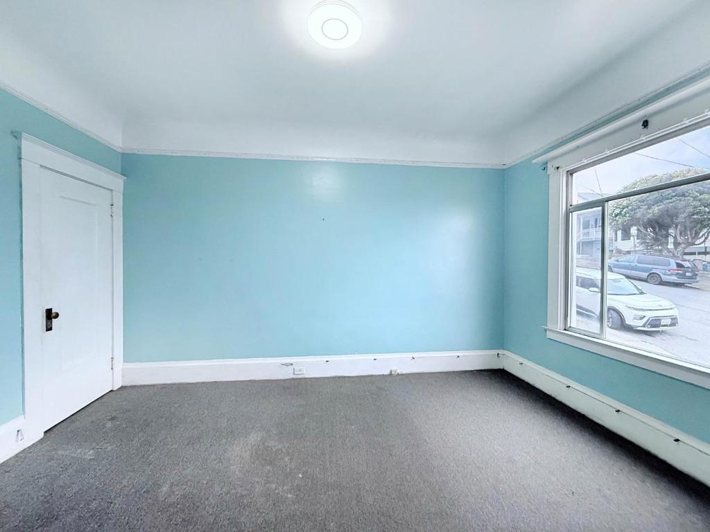 San Francisco, California, 94112, United States, 2 Bedrooms Bedrooms, ,1 BathroomBathrooms,Residential,For Sale,1924457