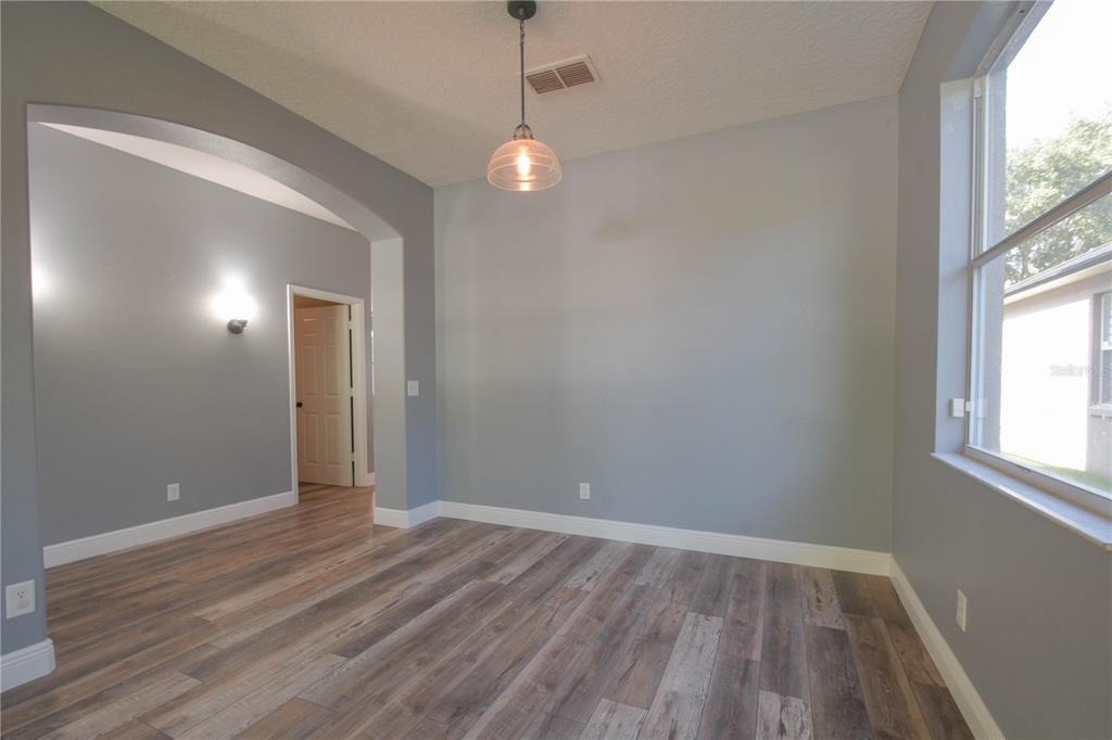 Orlando, Florida, 32828, United States, 4 Bedrooms Bedrooms, ,3 BathroomsBathrooms,Residential,For Sale,1902586