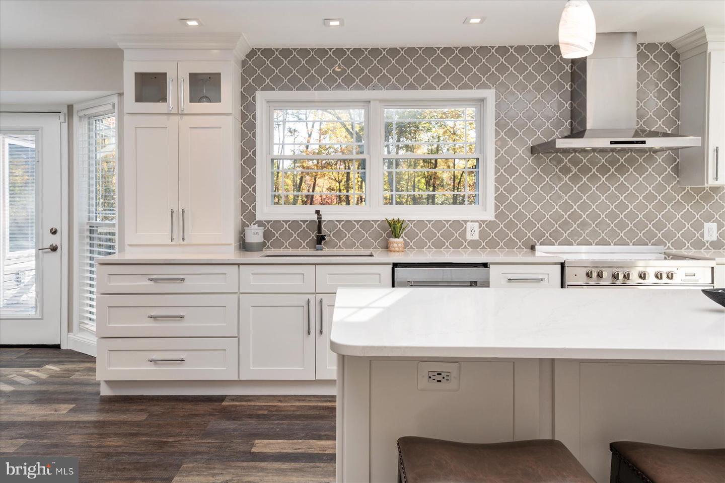 Pasadena, Maryland, 21122, United States, 4 Bedrooms Bedrooms, ,4 BathroomsBathrooms,Residential,For Sale,1989268