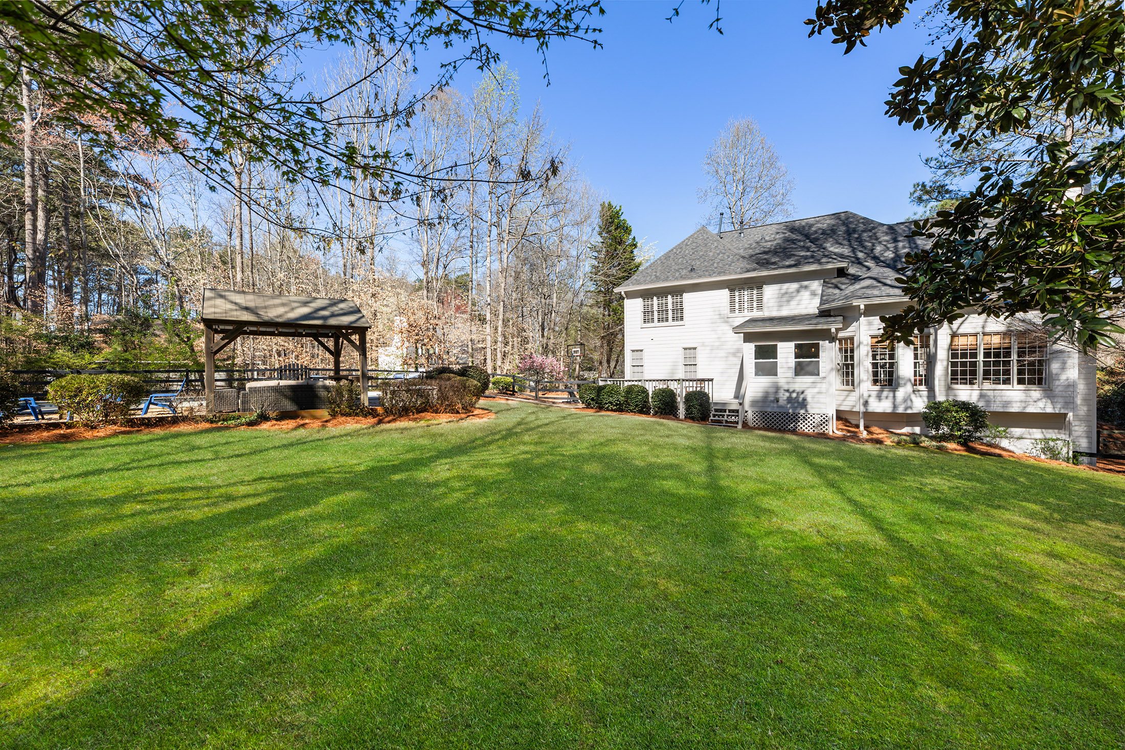  Charming Home Offers the Perfect Blend of Charm, Function, and Location - 物件實景