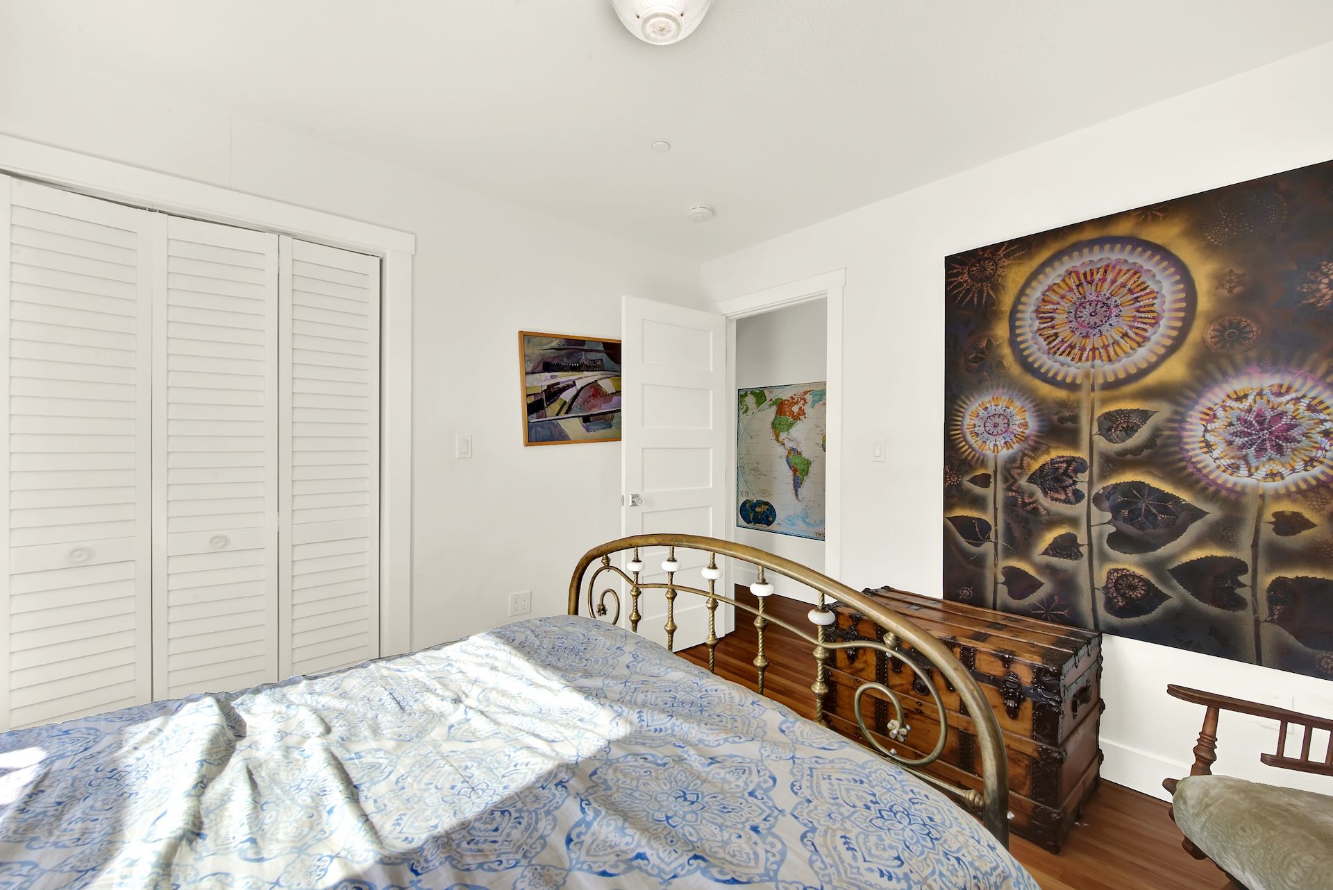  Remodeled Home with Timeless Character - 物件實景