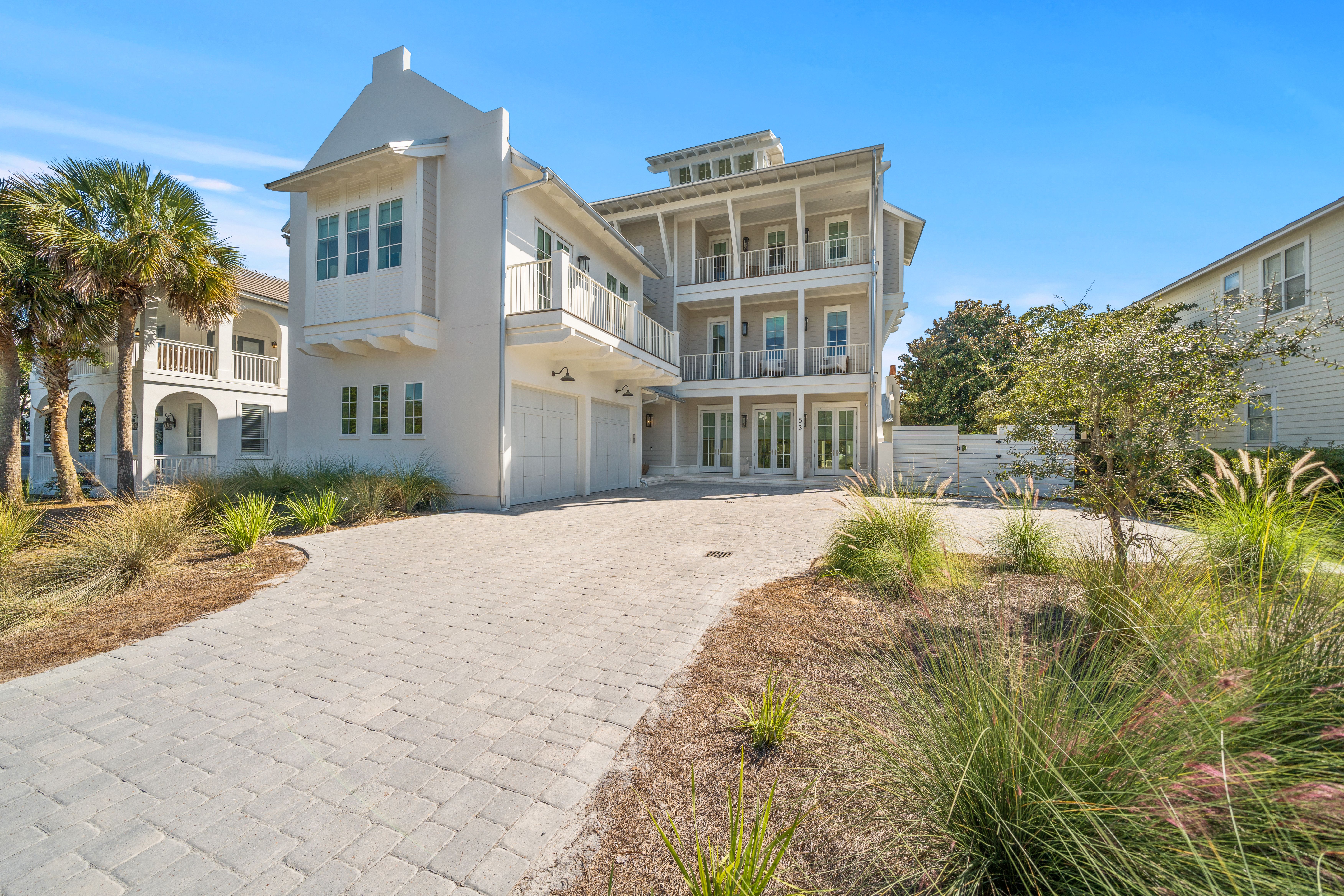  Gulf Serenity  Newer-Construction 8-Bedroom Luxury Home with Rooftop Terrace - 物件實景
