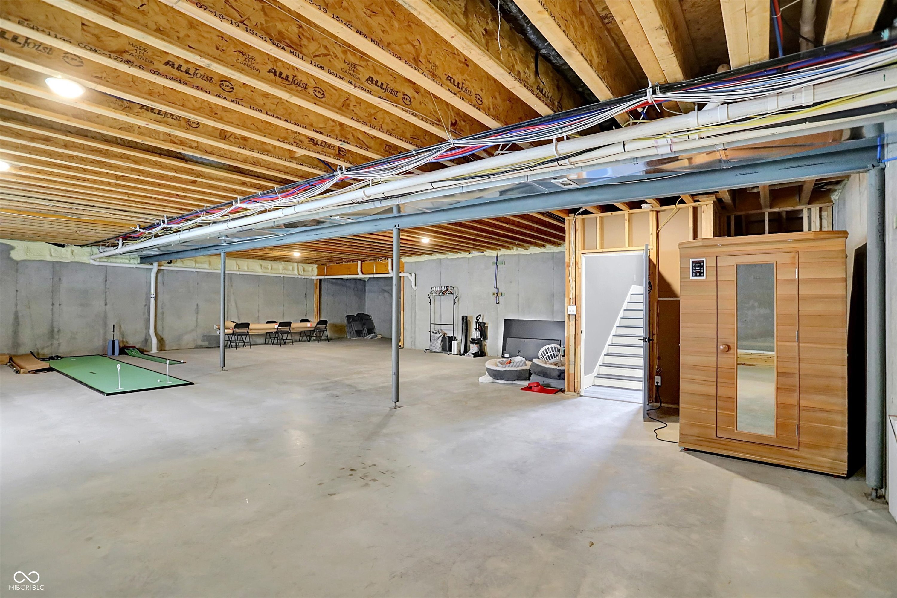 Greenwood, Indiana, 46143, United States, 4 Bedrooms Bedrooms, ,4 BathroomsBathrooms,Residential,For Sale,1978019