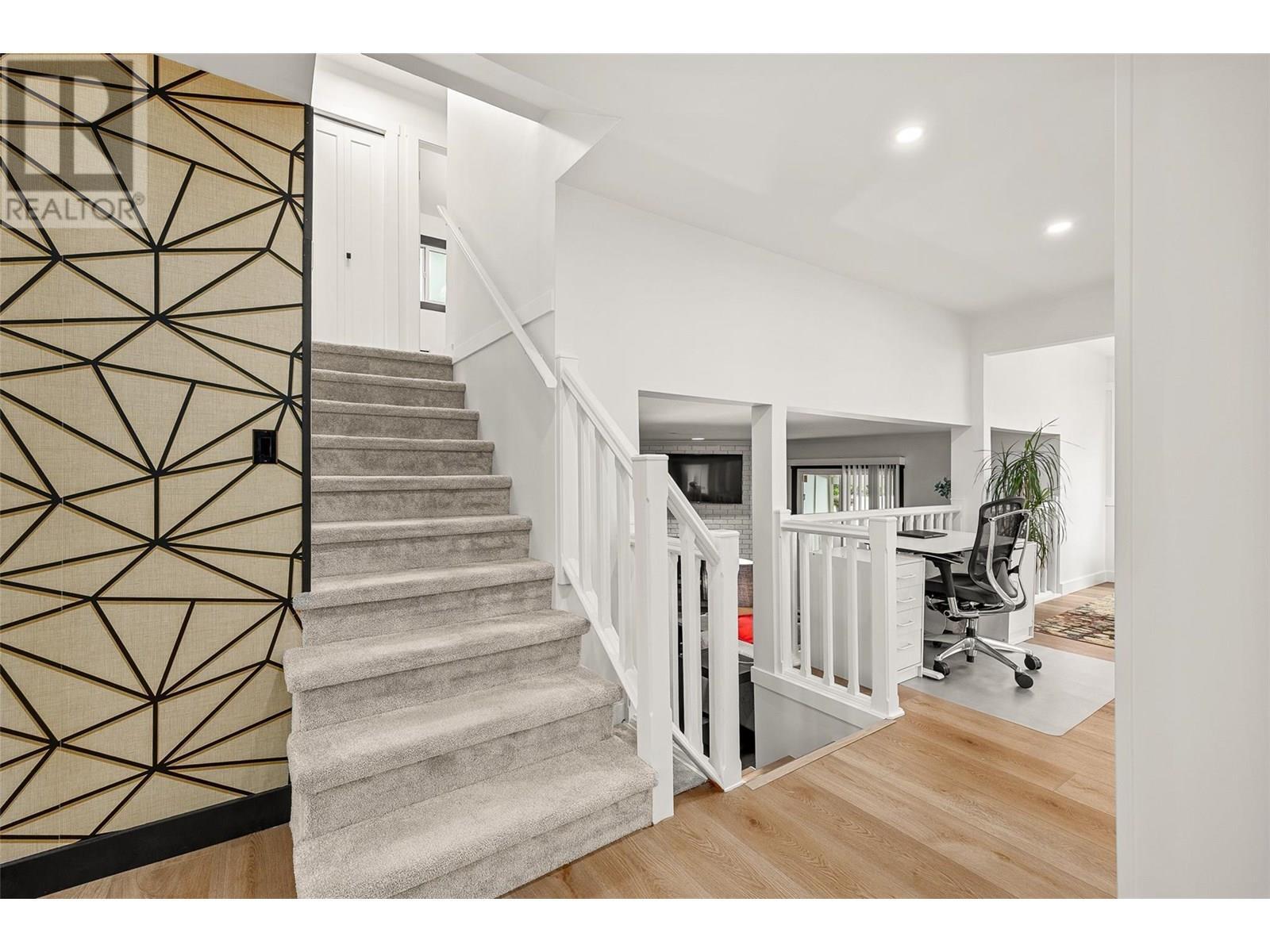 KELOWNA, British Columbia, V1X 5W5, CA, 3 Bedrooms Bedrooms, ,2 BathroomsBathrooms,Residential,For Sale,1950193
